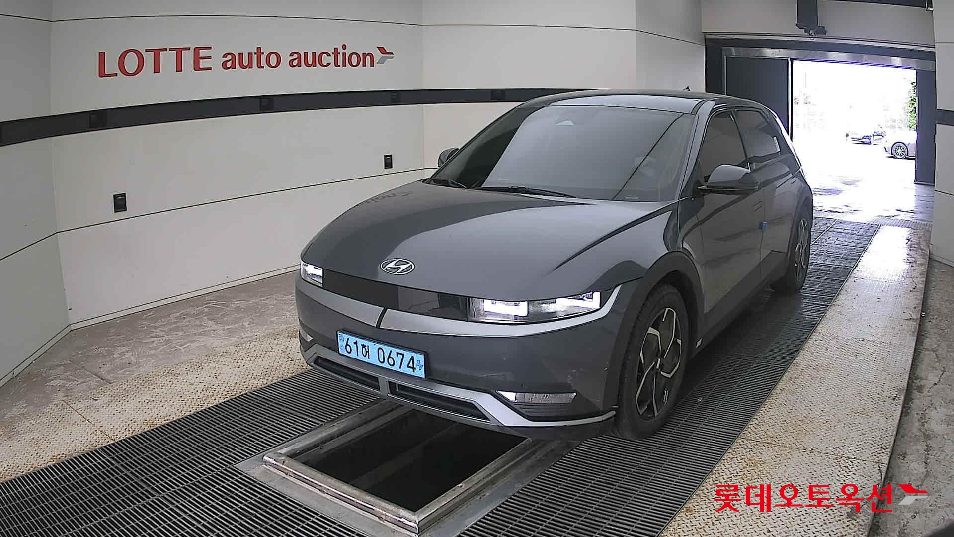 2023 - hyundai ioniq