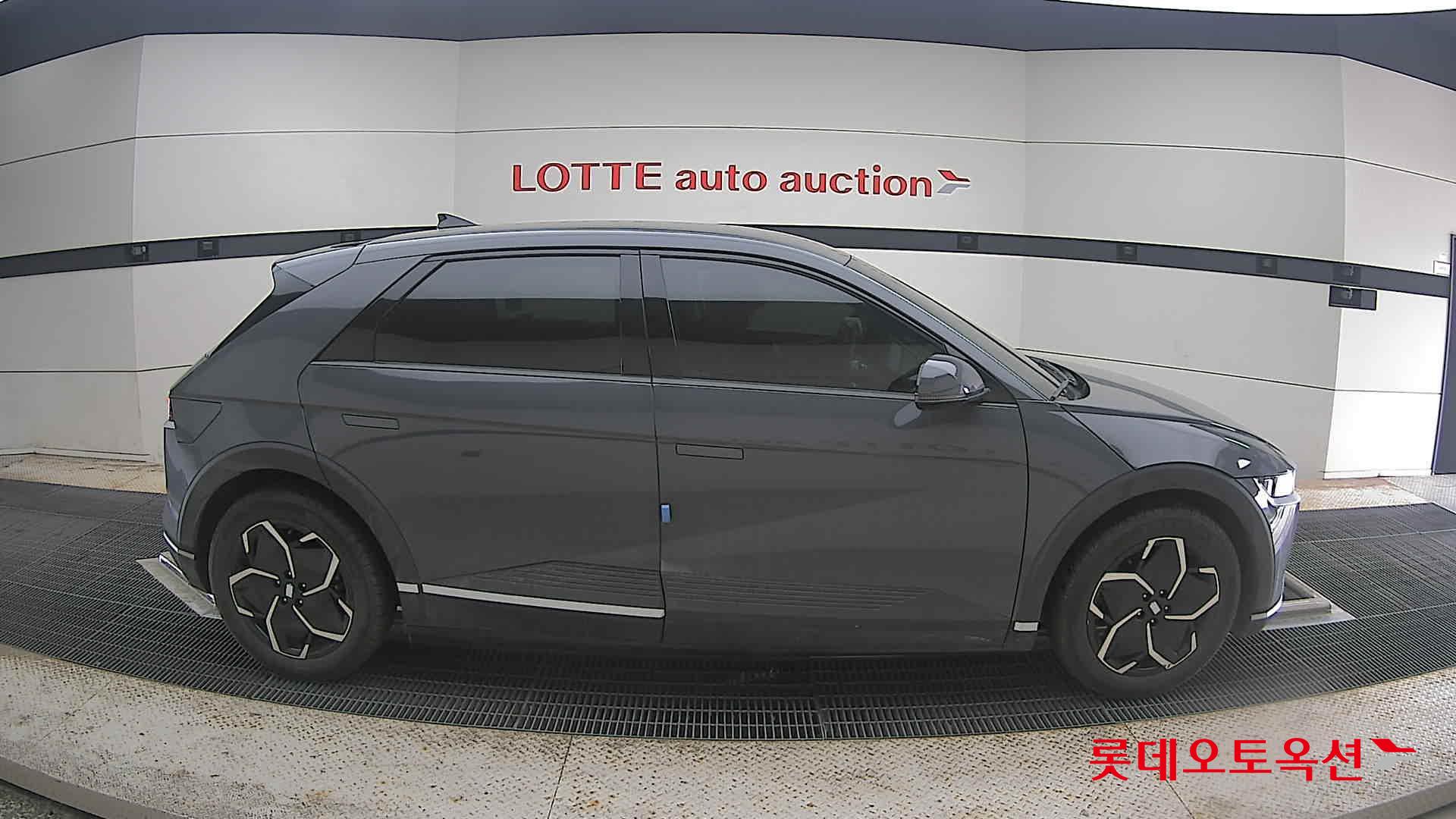 2023 - hyundai ioniq