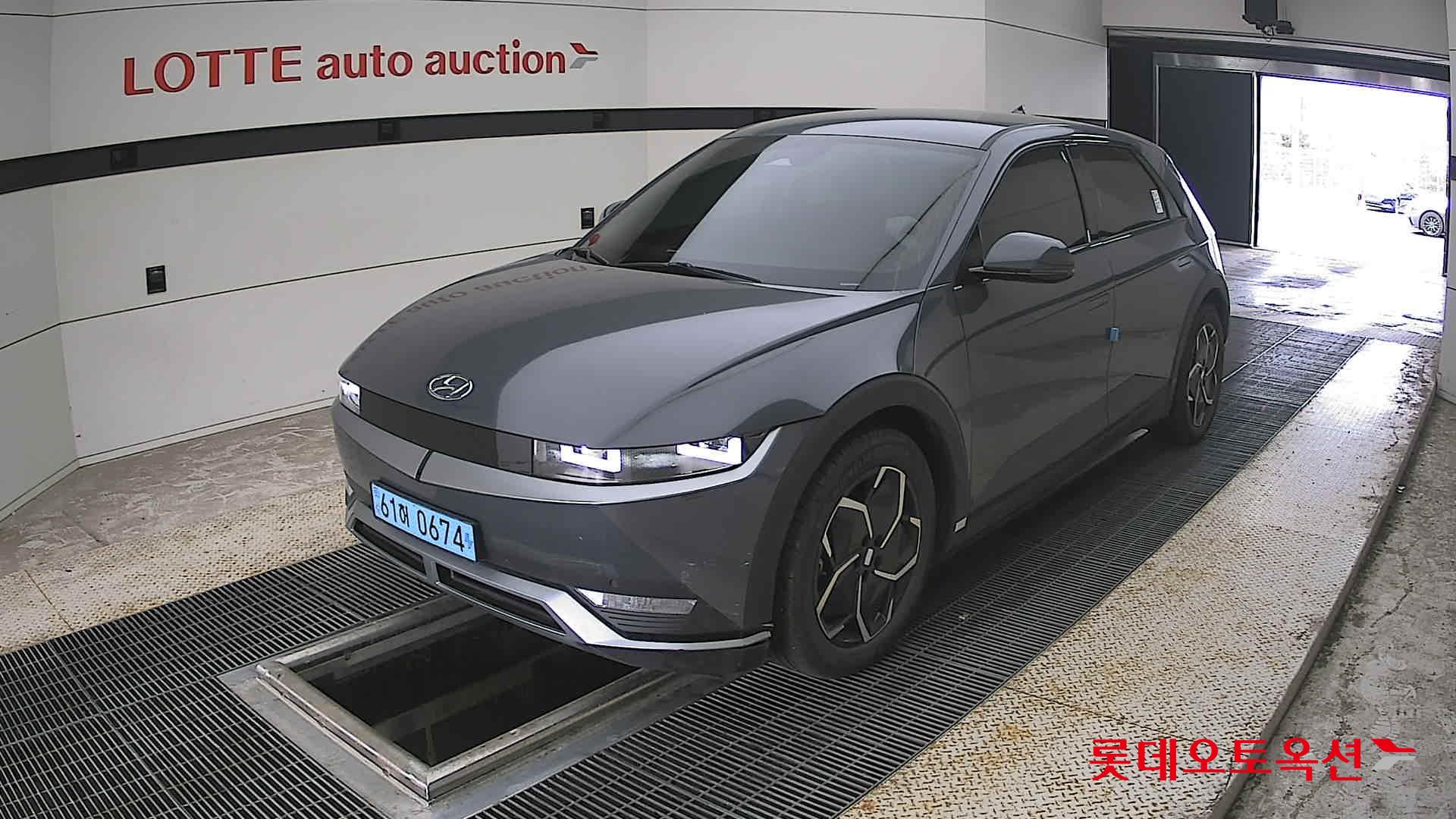 2023 - hyundai ioniq