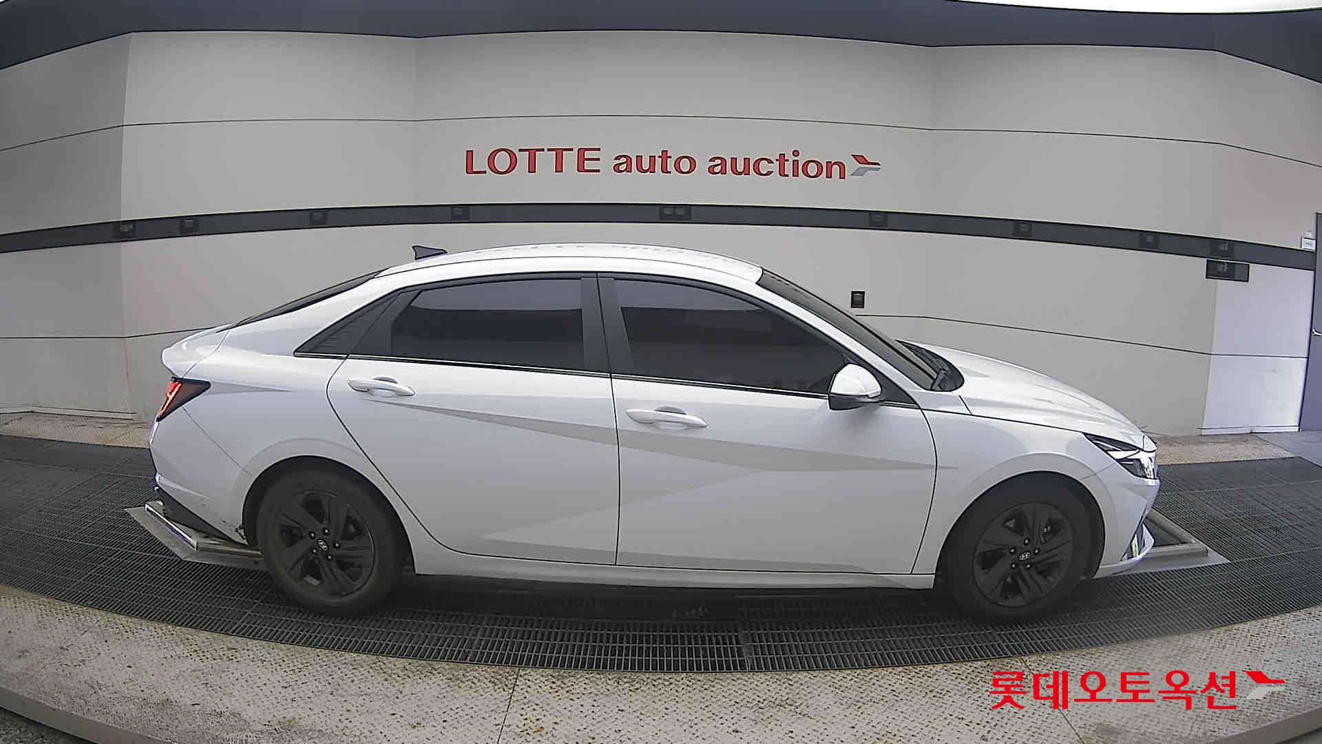 2021 - hyundai avante