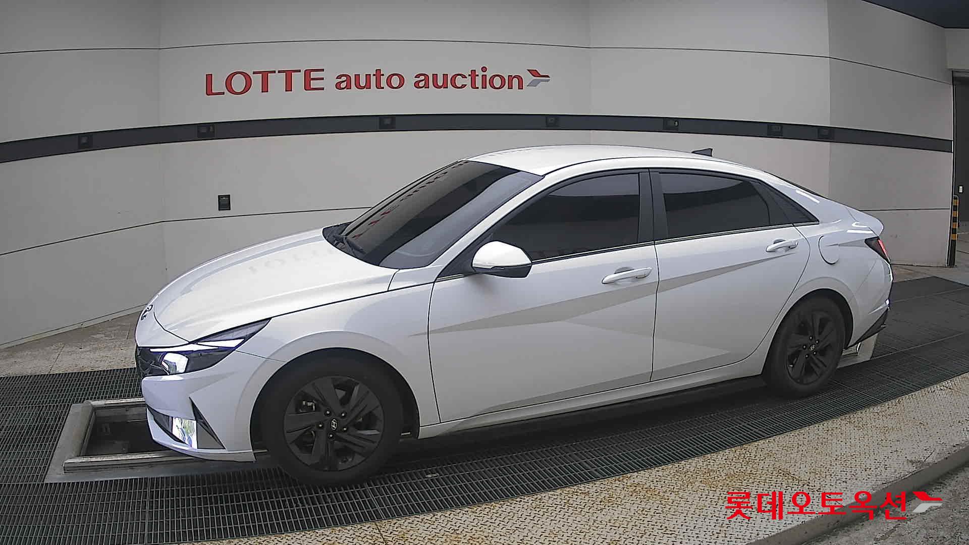 2021 - hyundai avante