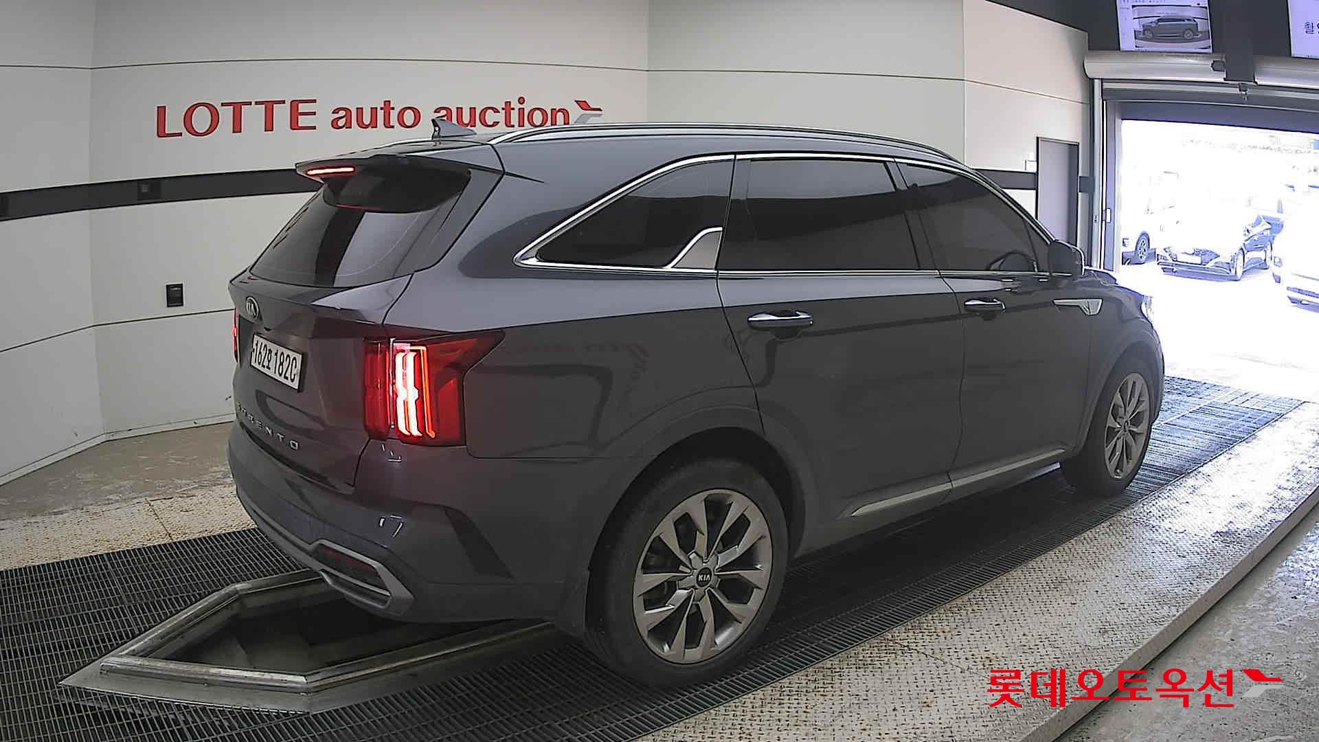 2021 - kia sorento