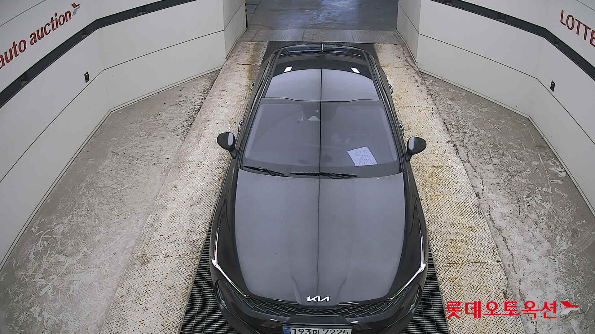 2022 - kia k5