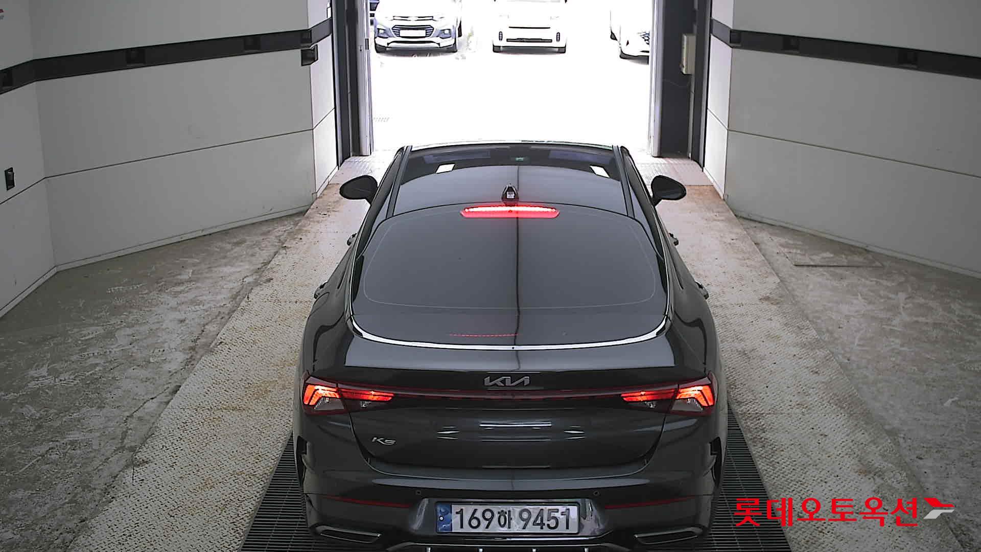 2022 - kia k5