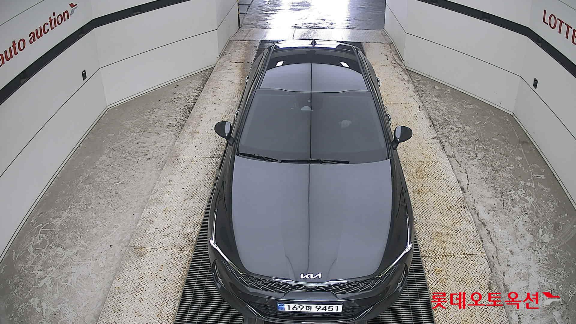2022 - kia k5