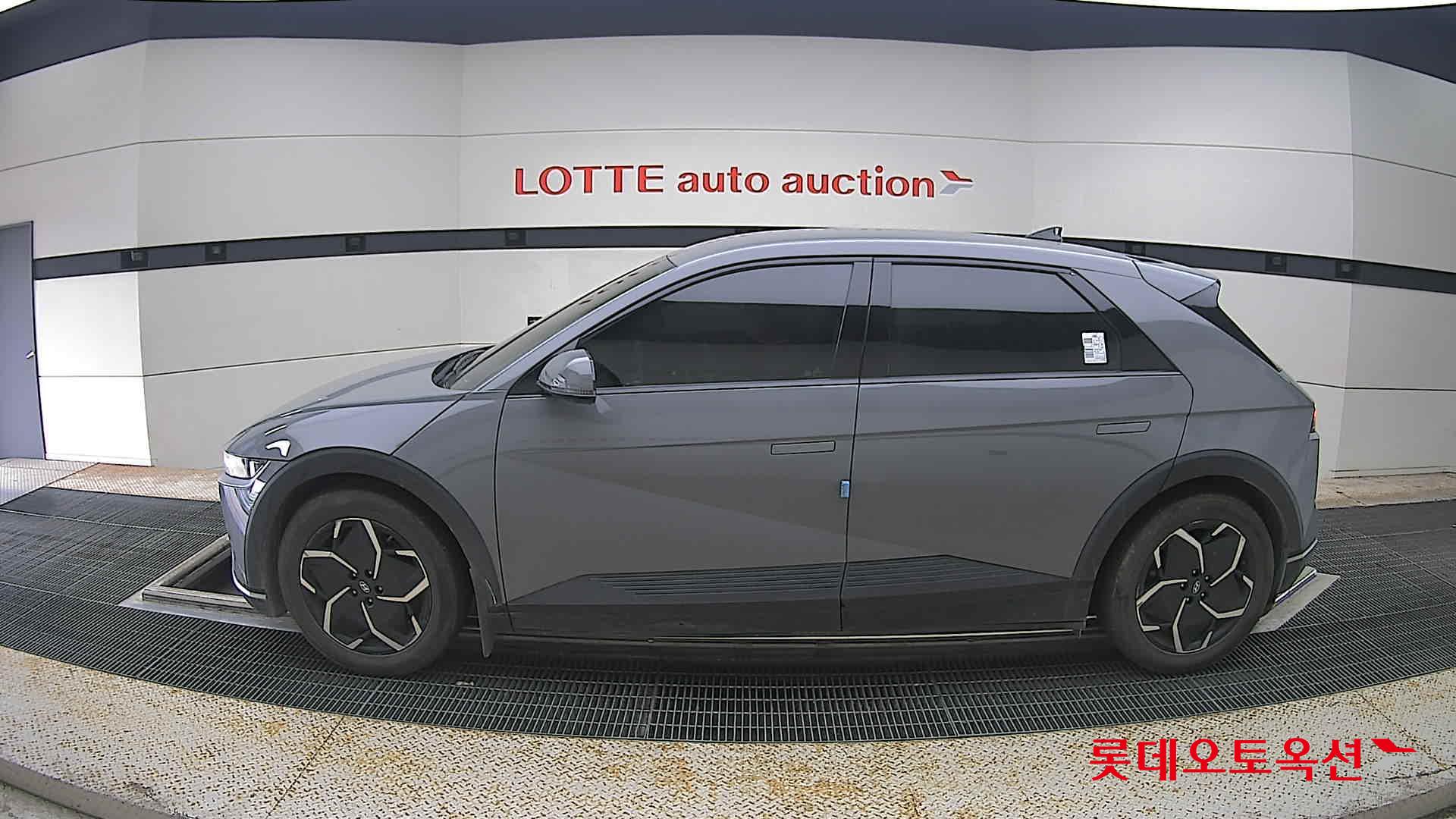 2022 - hyundai ioniq