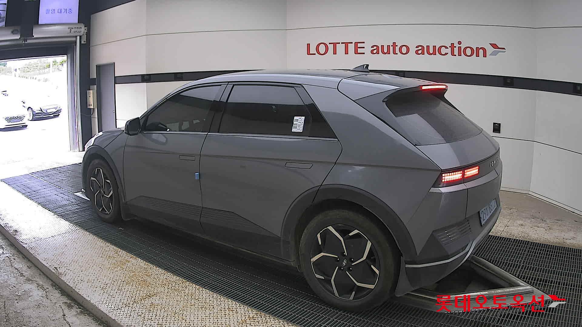 2022 - hyundai ioniq
