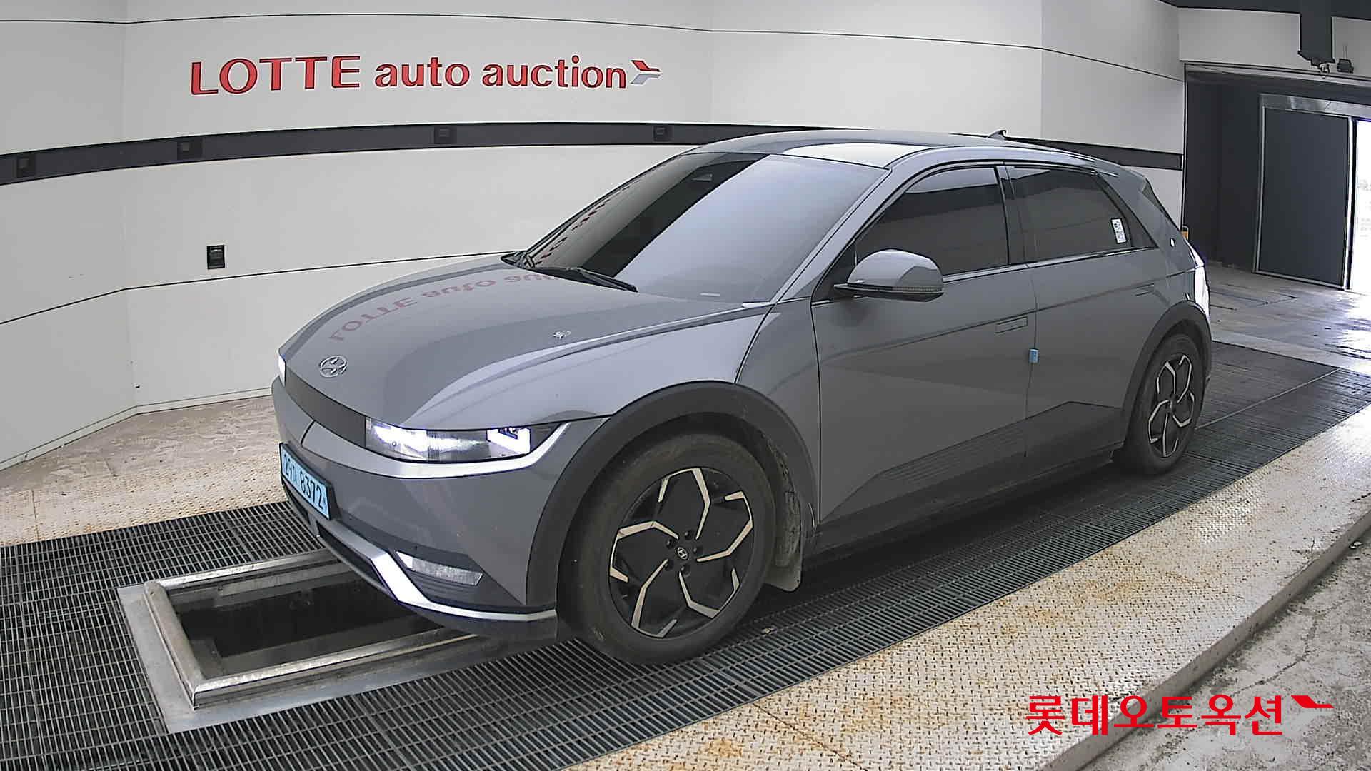 2022 - hyundai ioniq