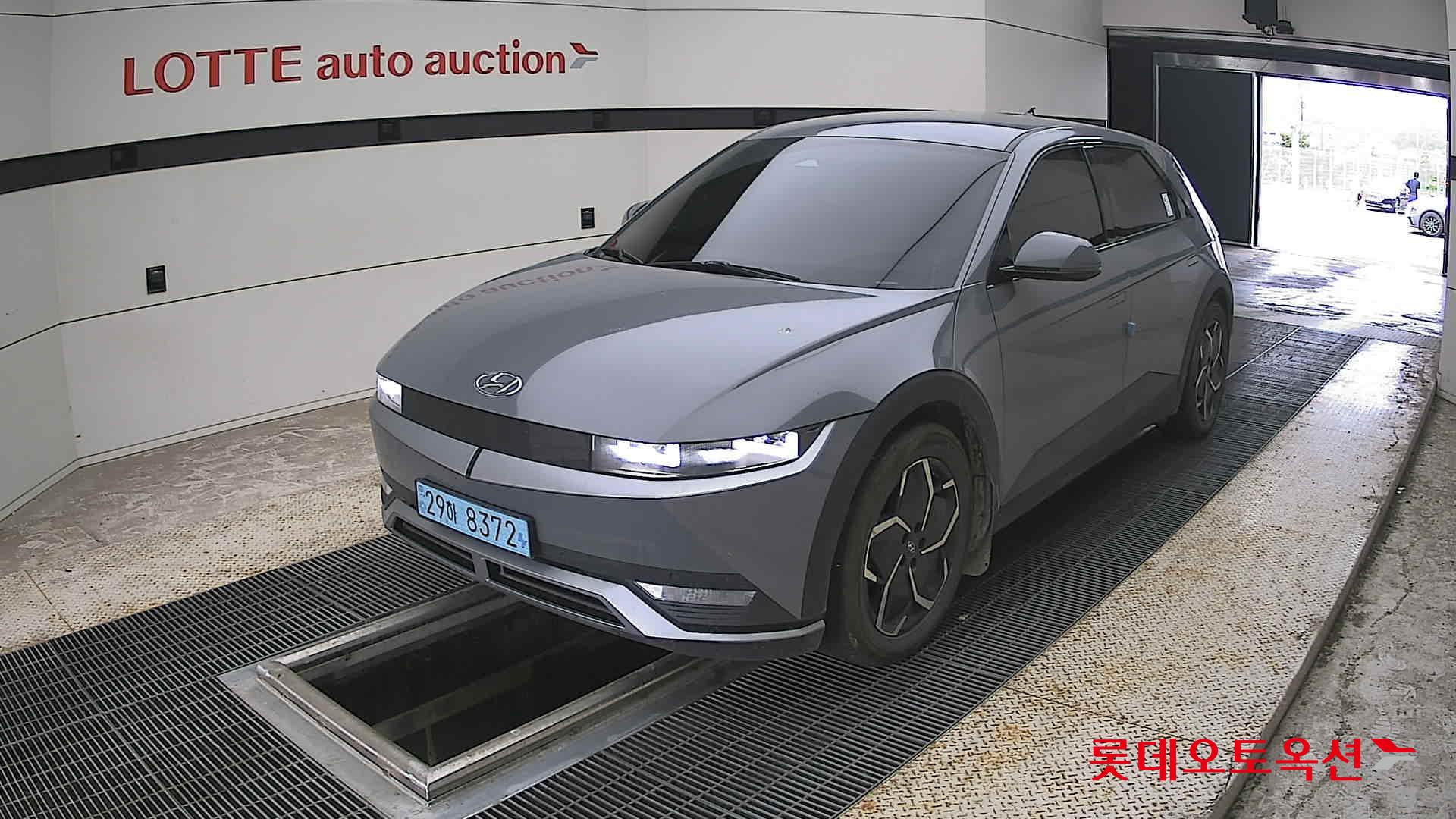 2022 - hyundai ioniq