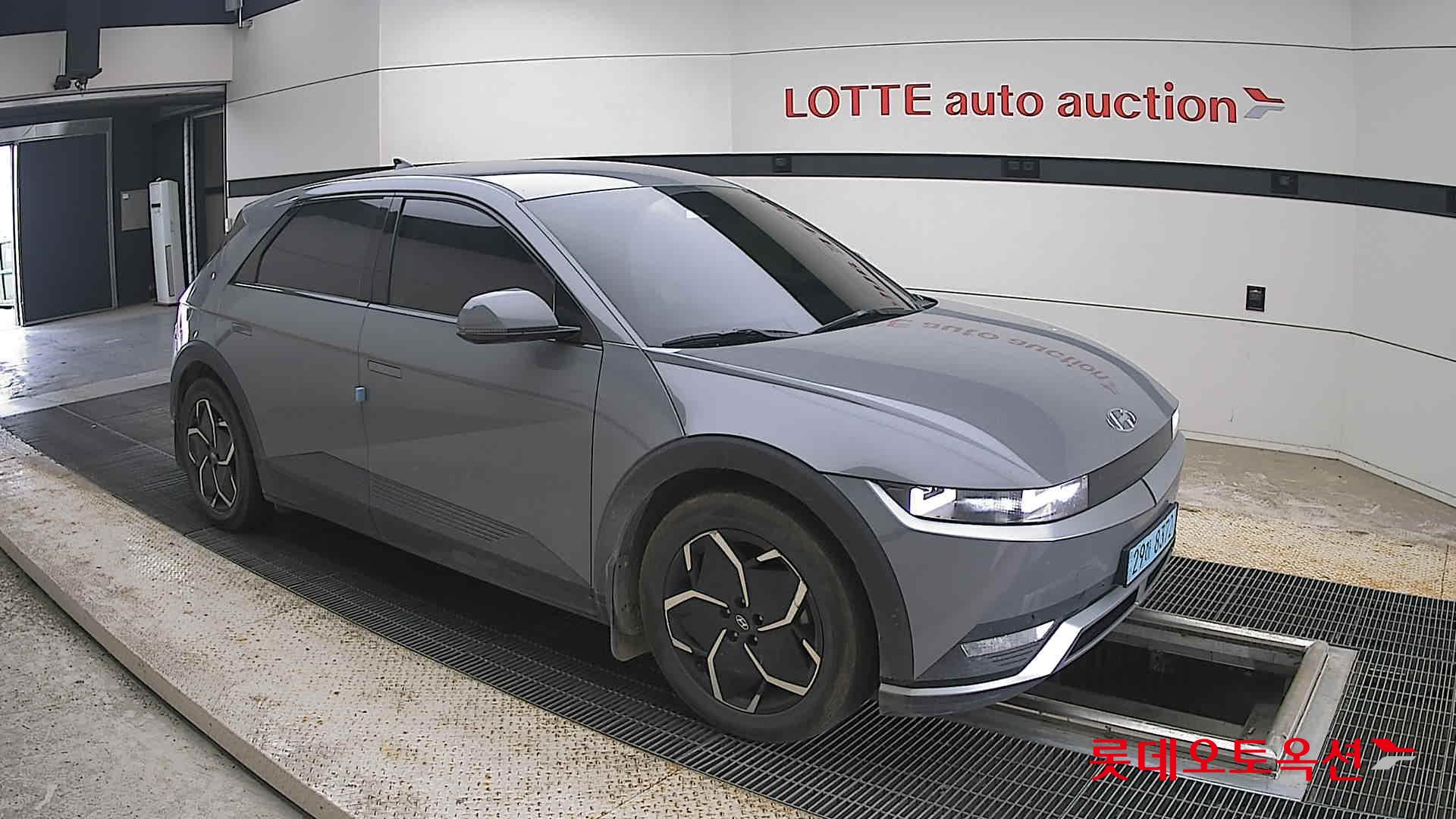 2022 - hyundai ioniq
