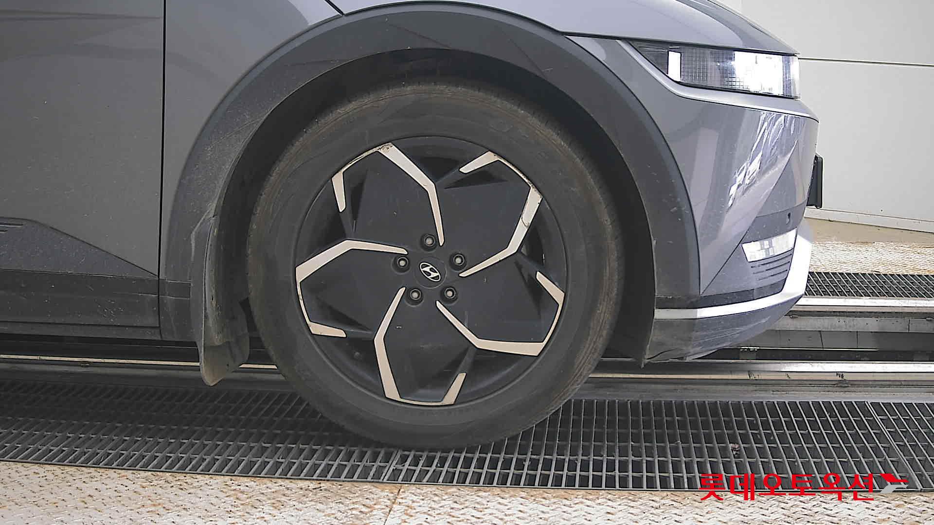 2022 - hyundai ioniq