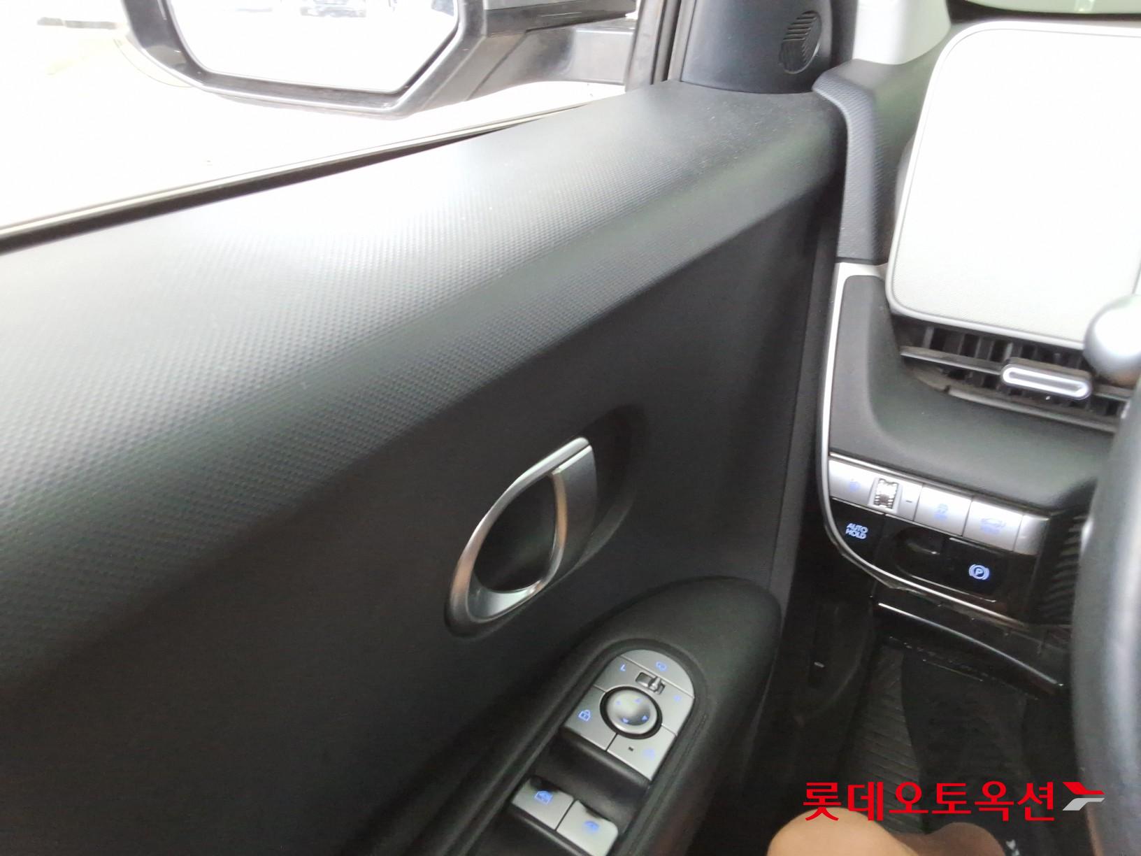 2022 - hyundai ioniq