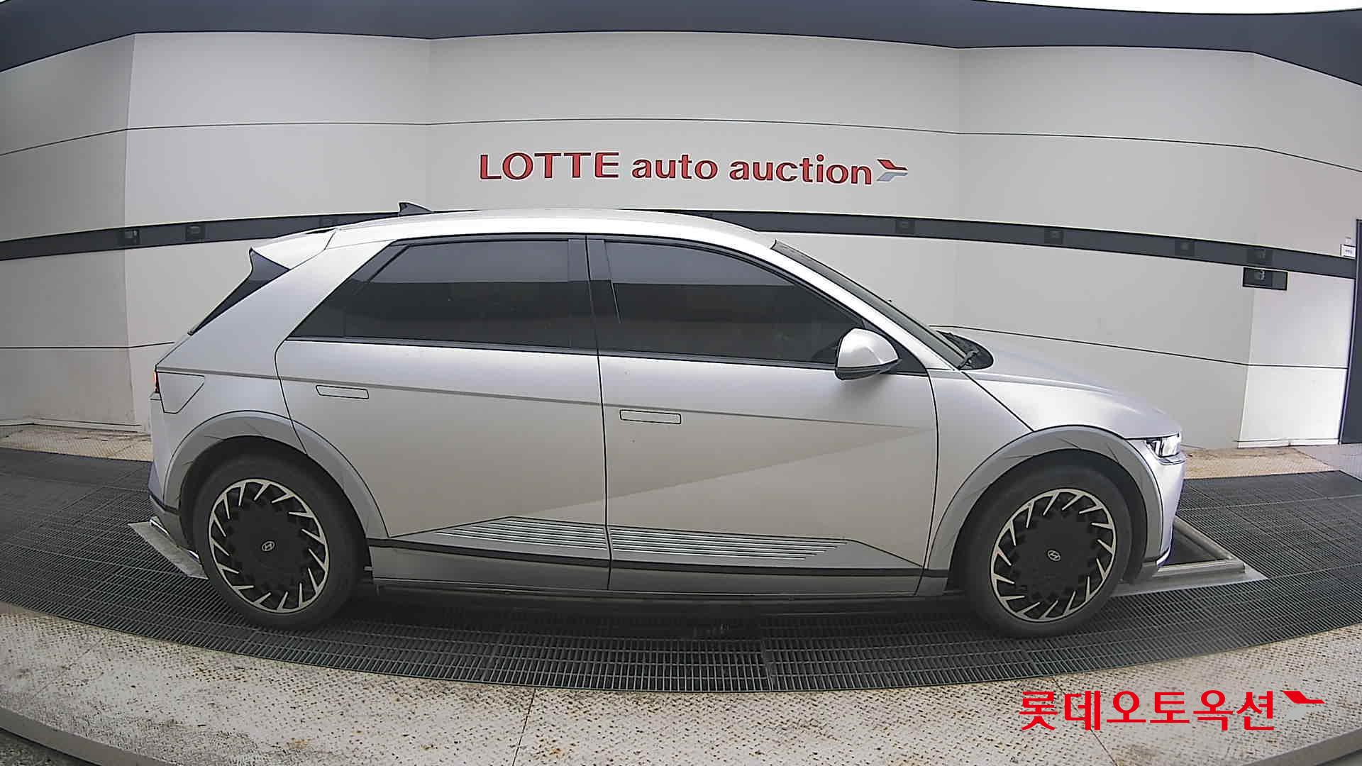 2022 - hyundai ioniq