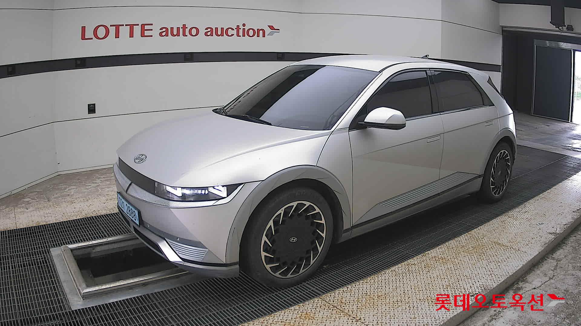 2022 - hyundai ioniq