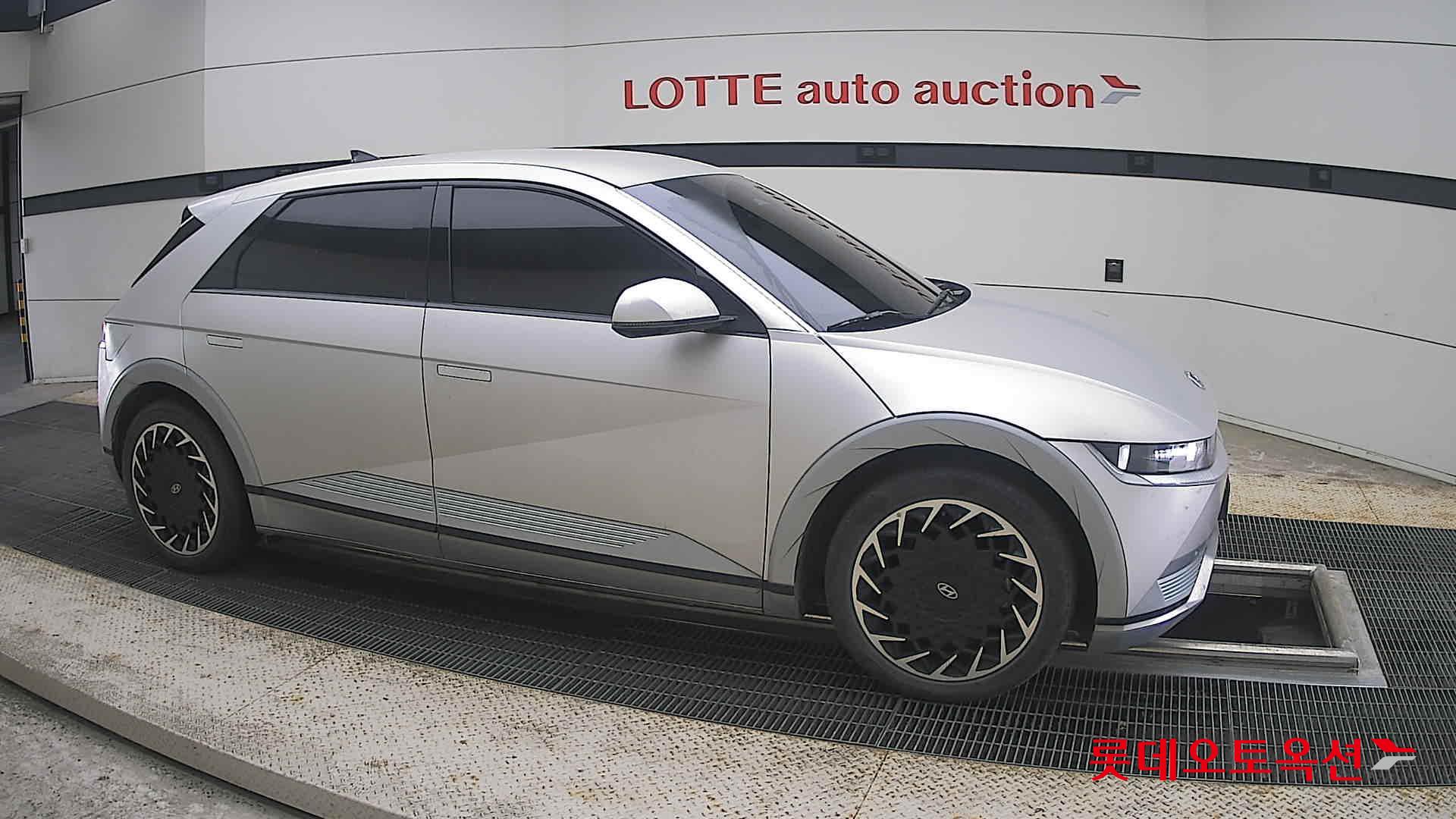 2022 - hyundai ioniq