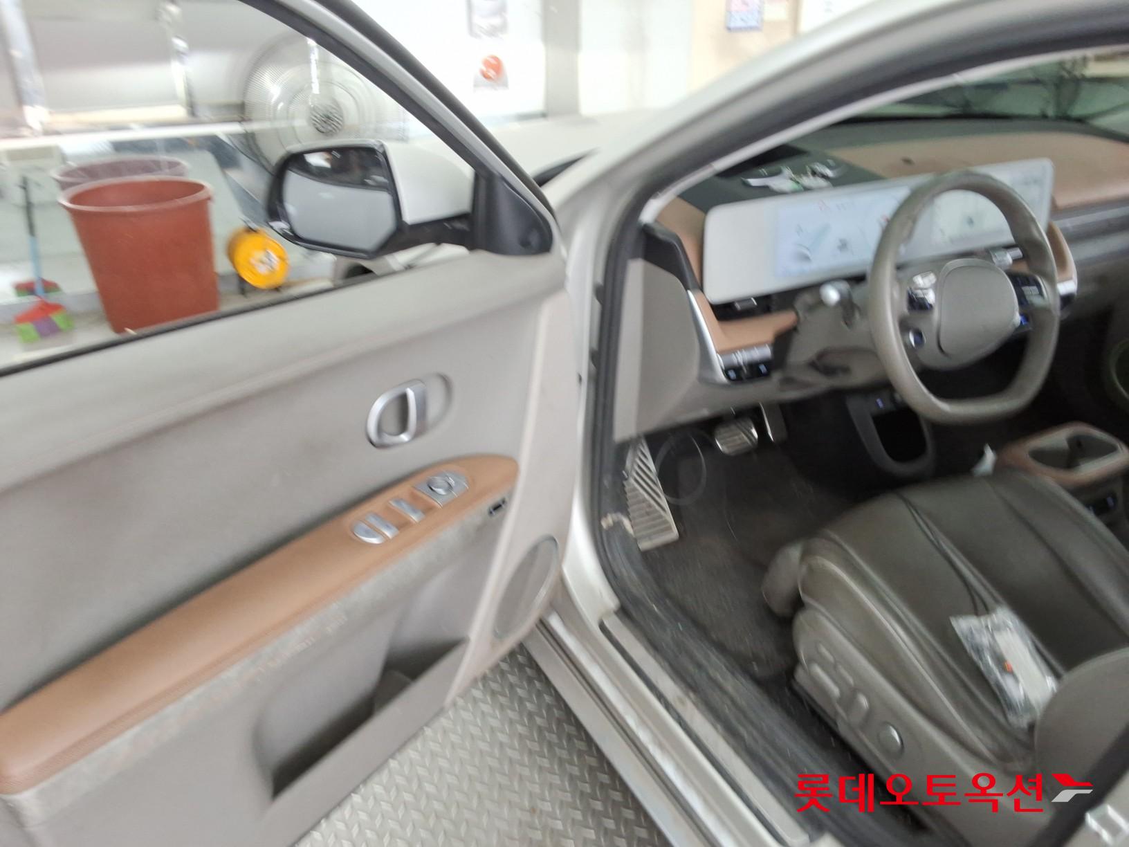 2022 - hyundai ioniq