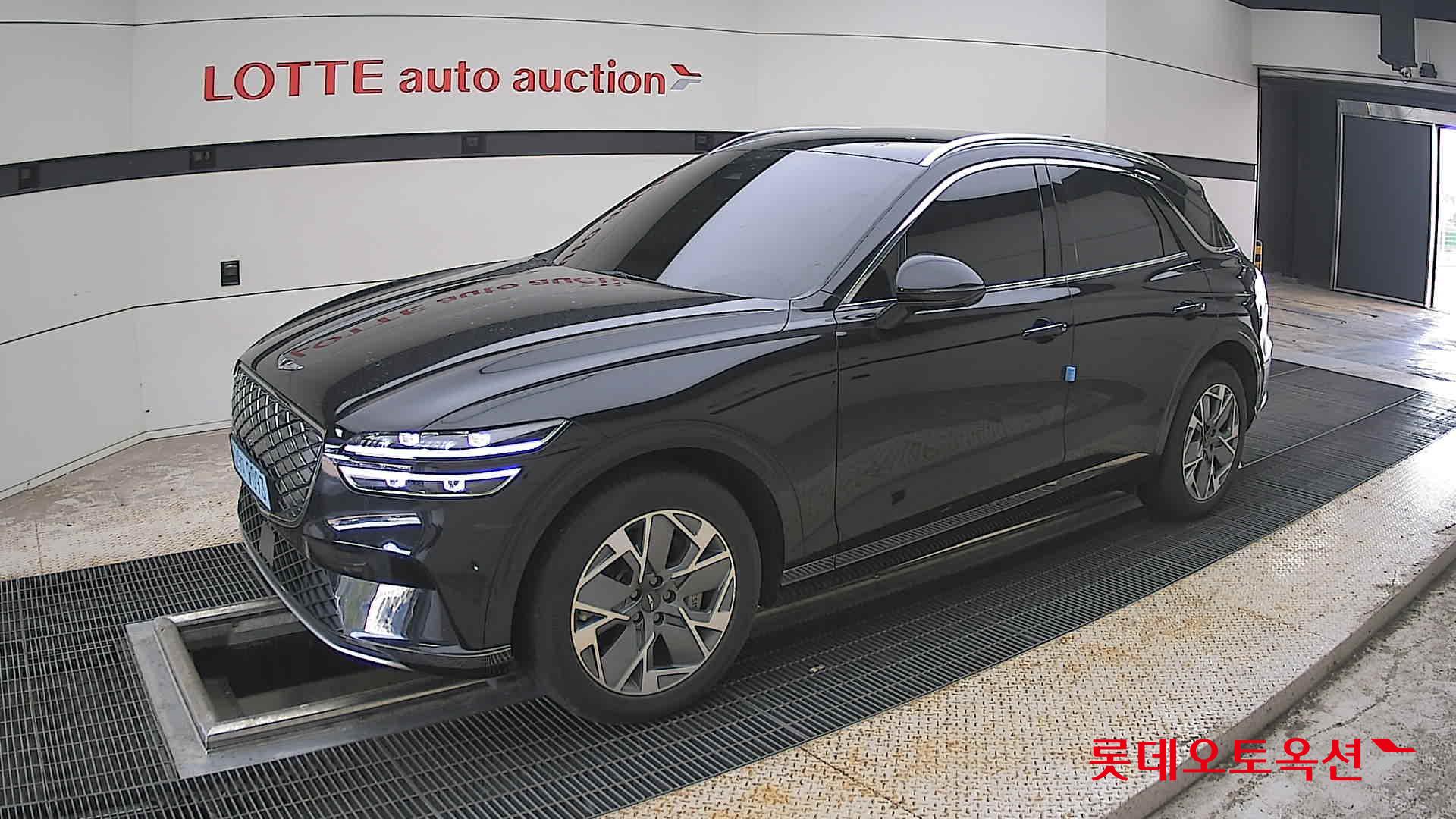 2022 - genesis gv70