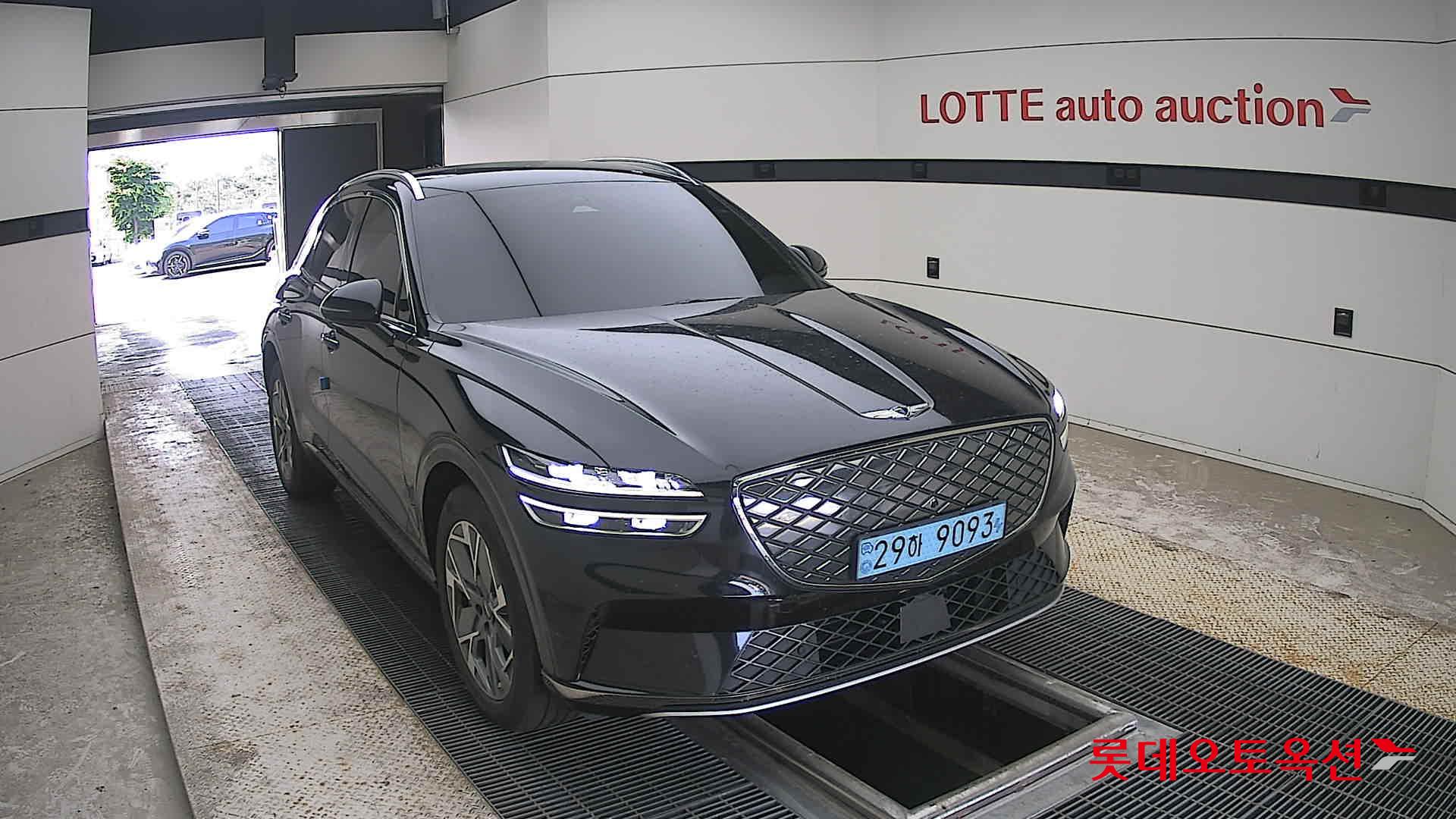 2022 - genesis gv70