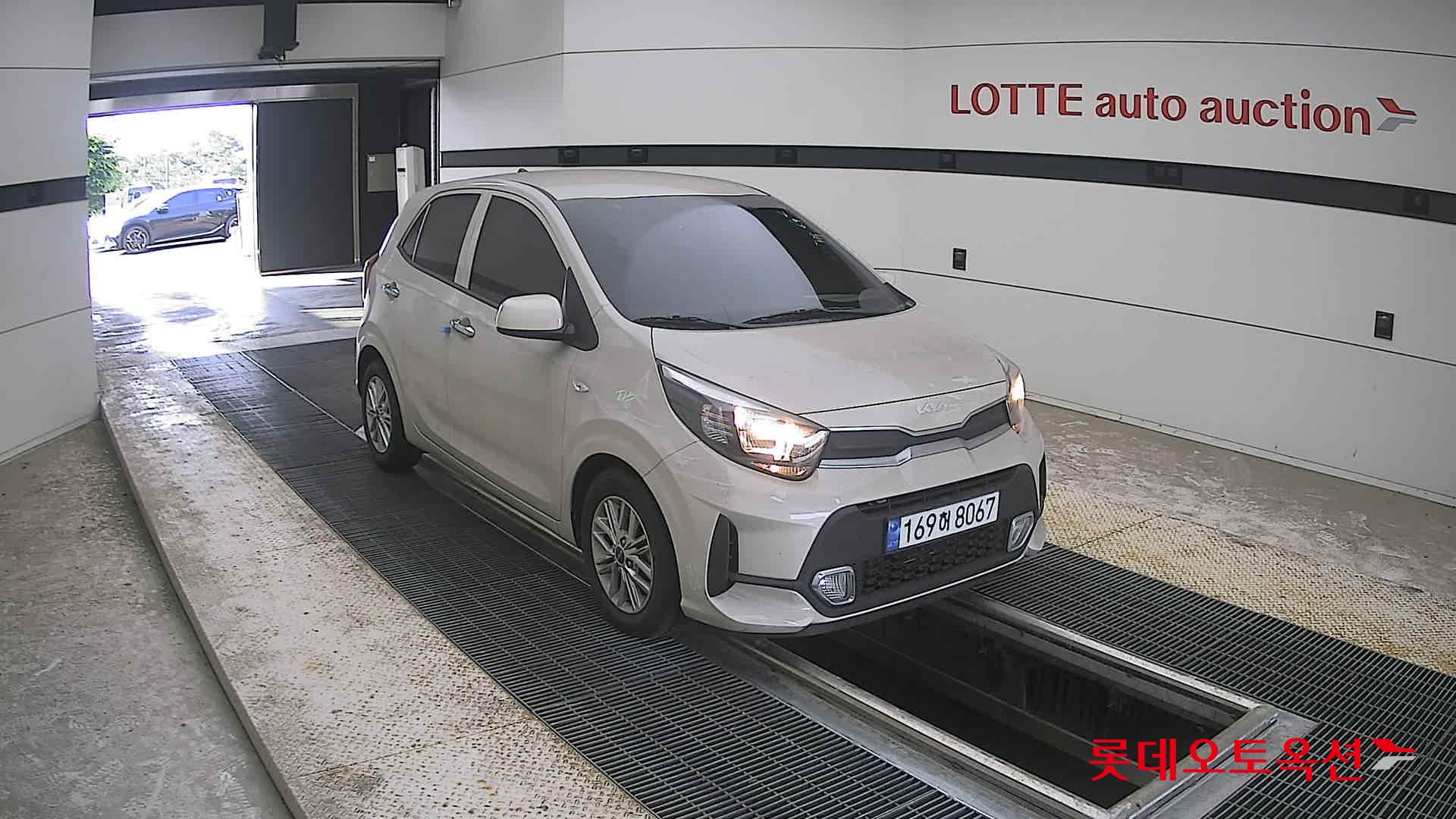 2022 - kia morning