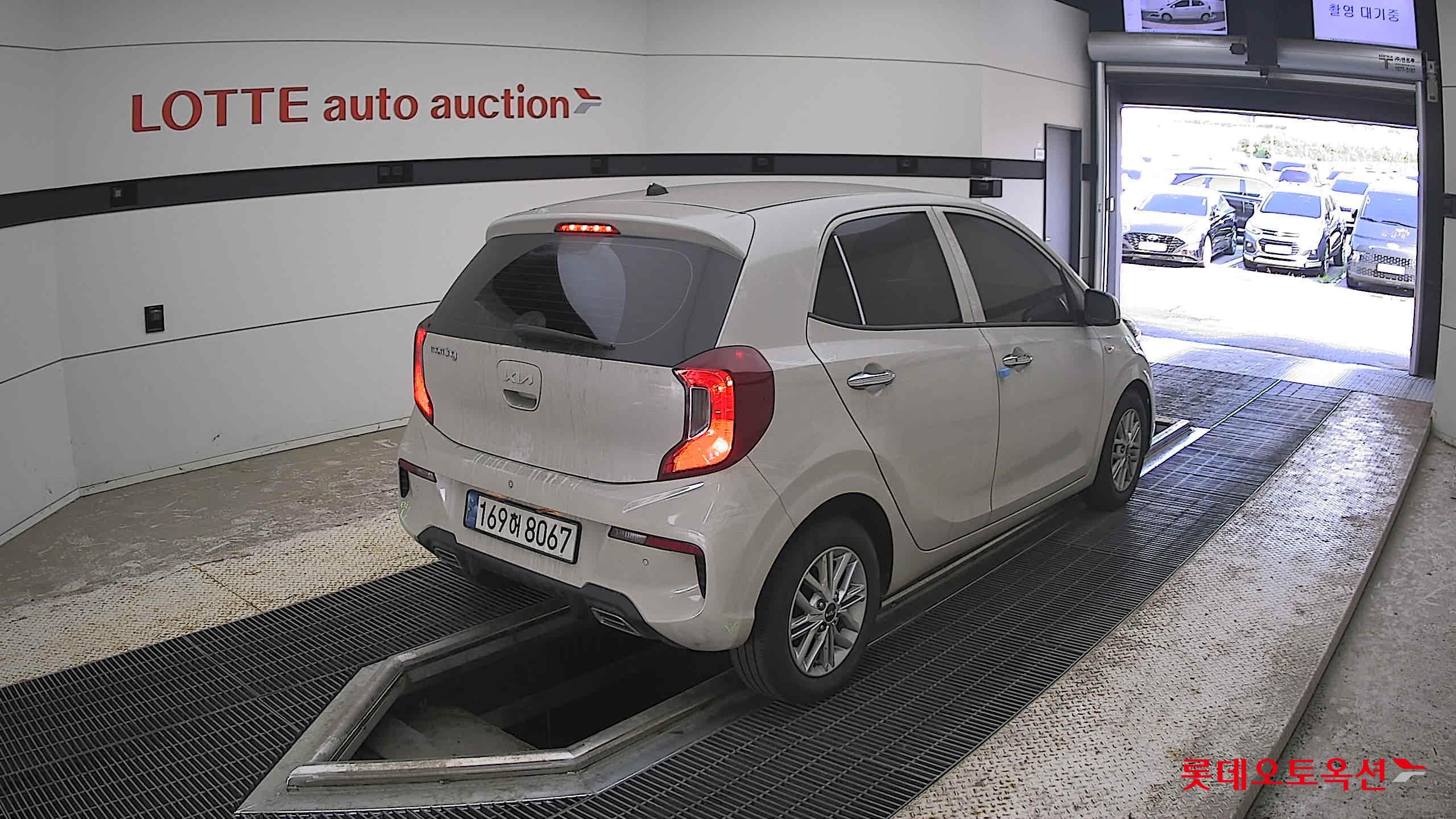 2022 - kia morning