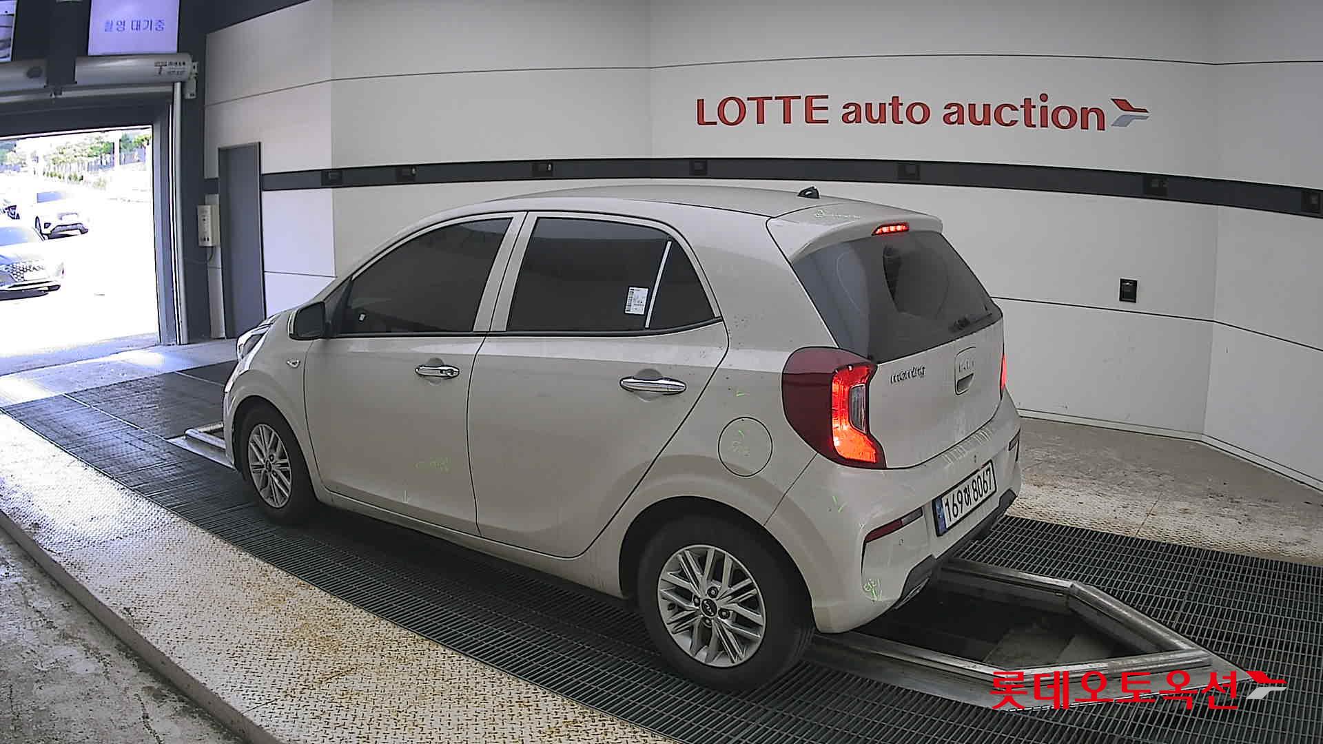 2022 - kia morning