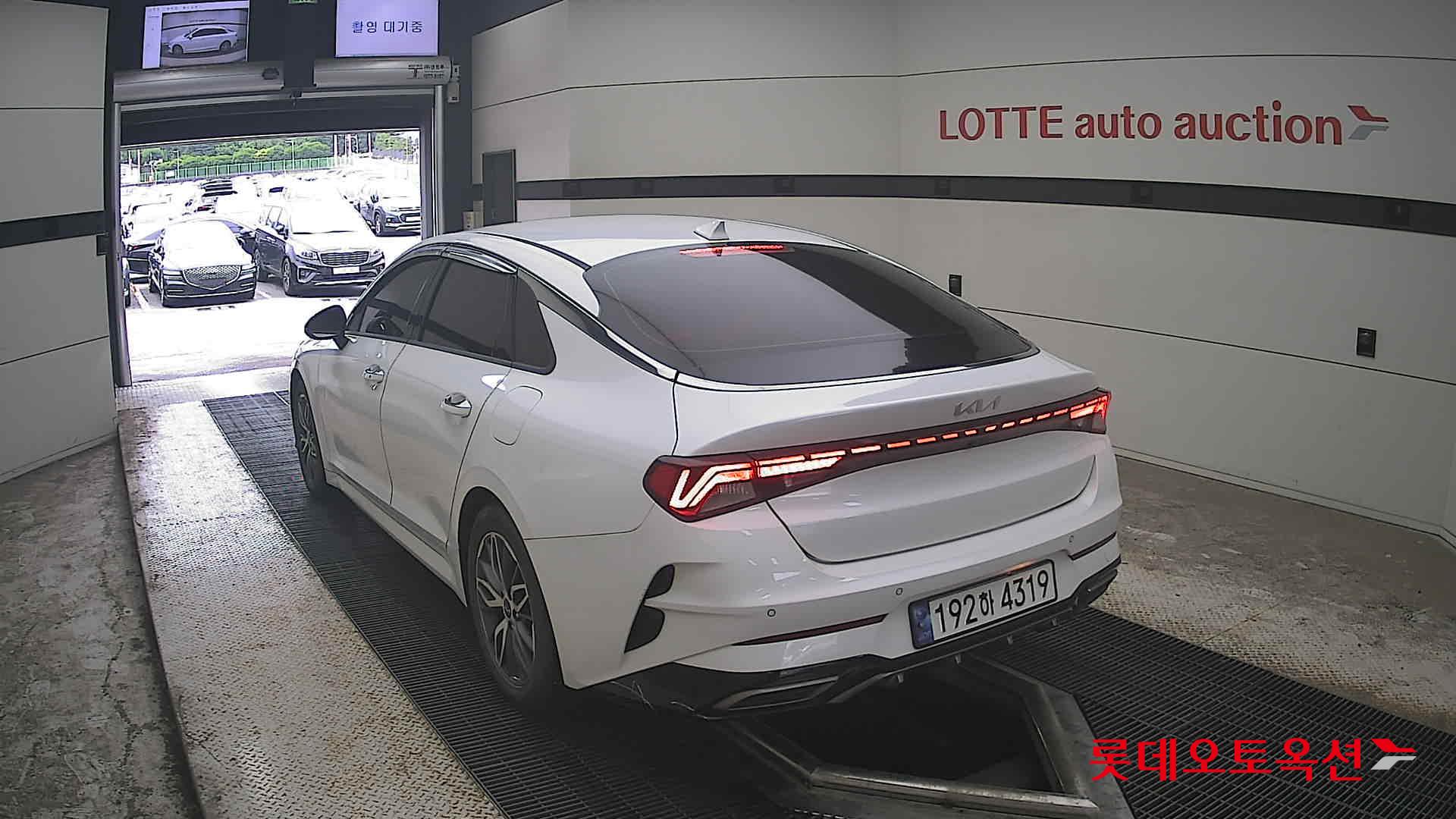 2023 - kia k5