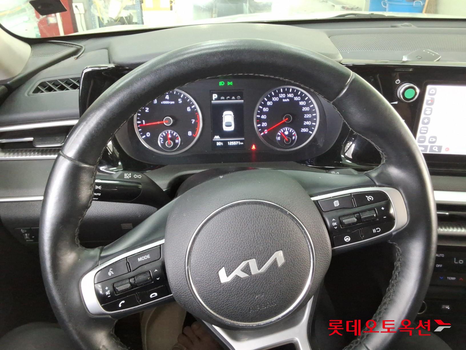2023 - kia k5