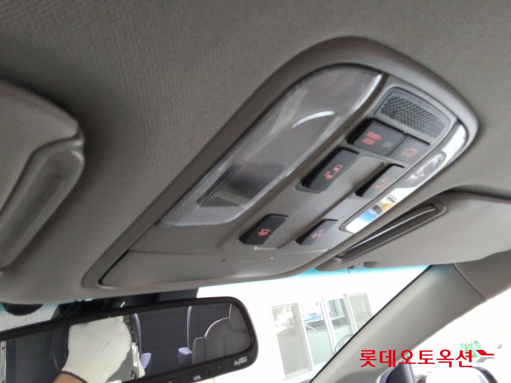 2020 - kia carnival