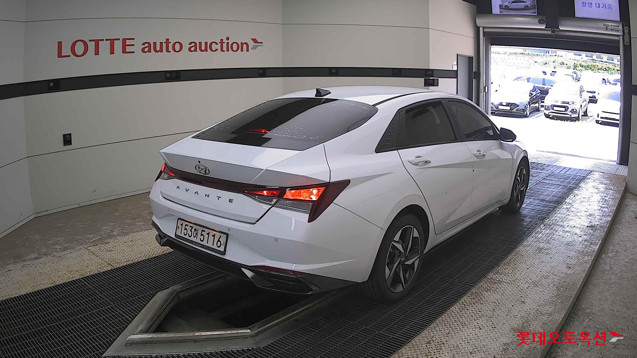 2021 - hyundai avante