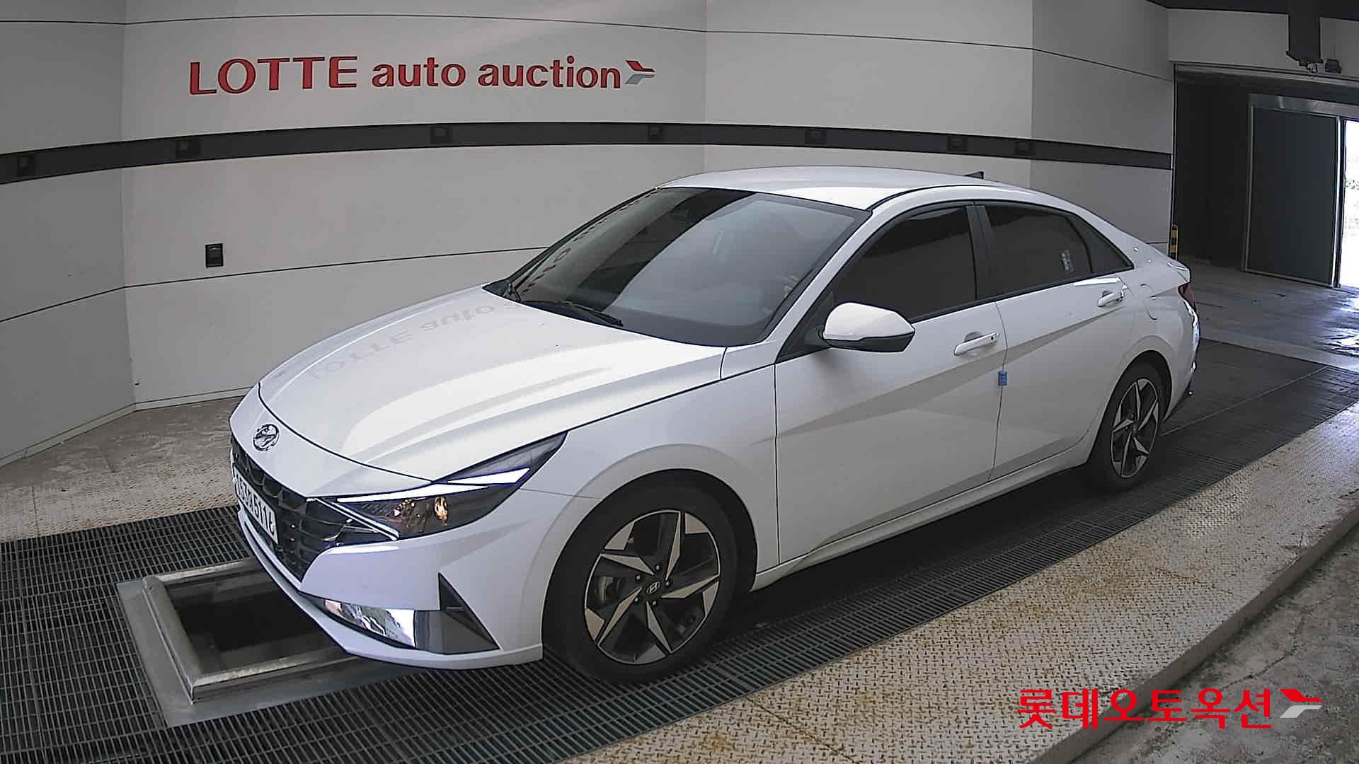 2021 - hyundai avante