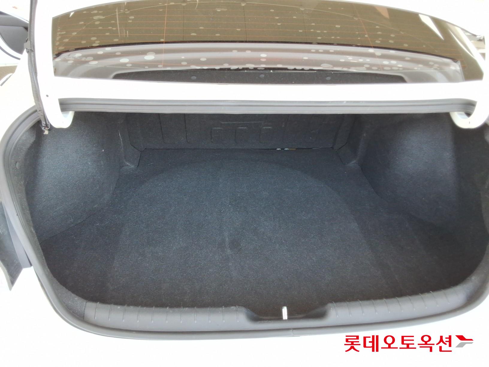 2021 - hyundai avante