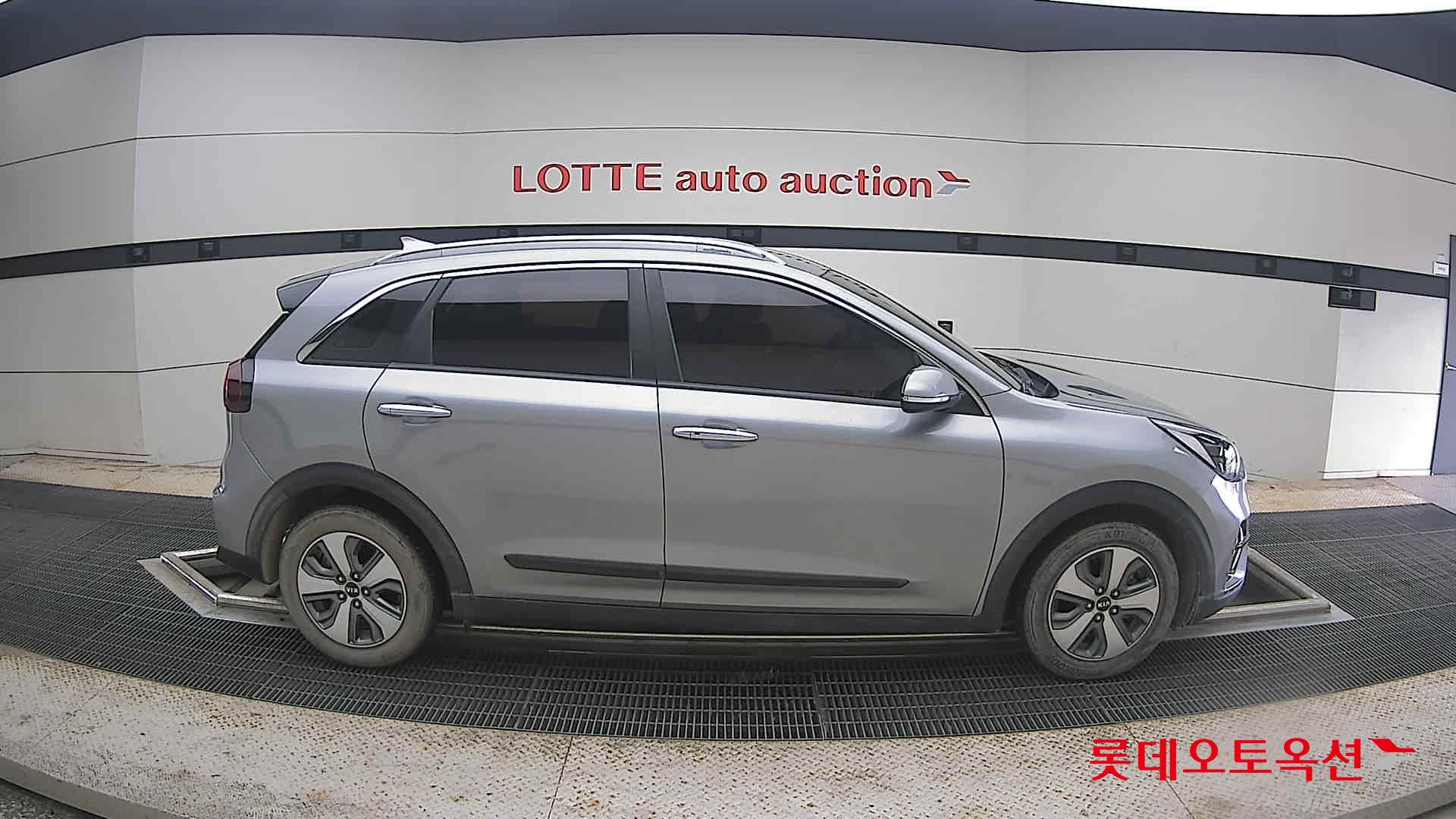 2021 - kia niro