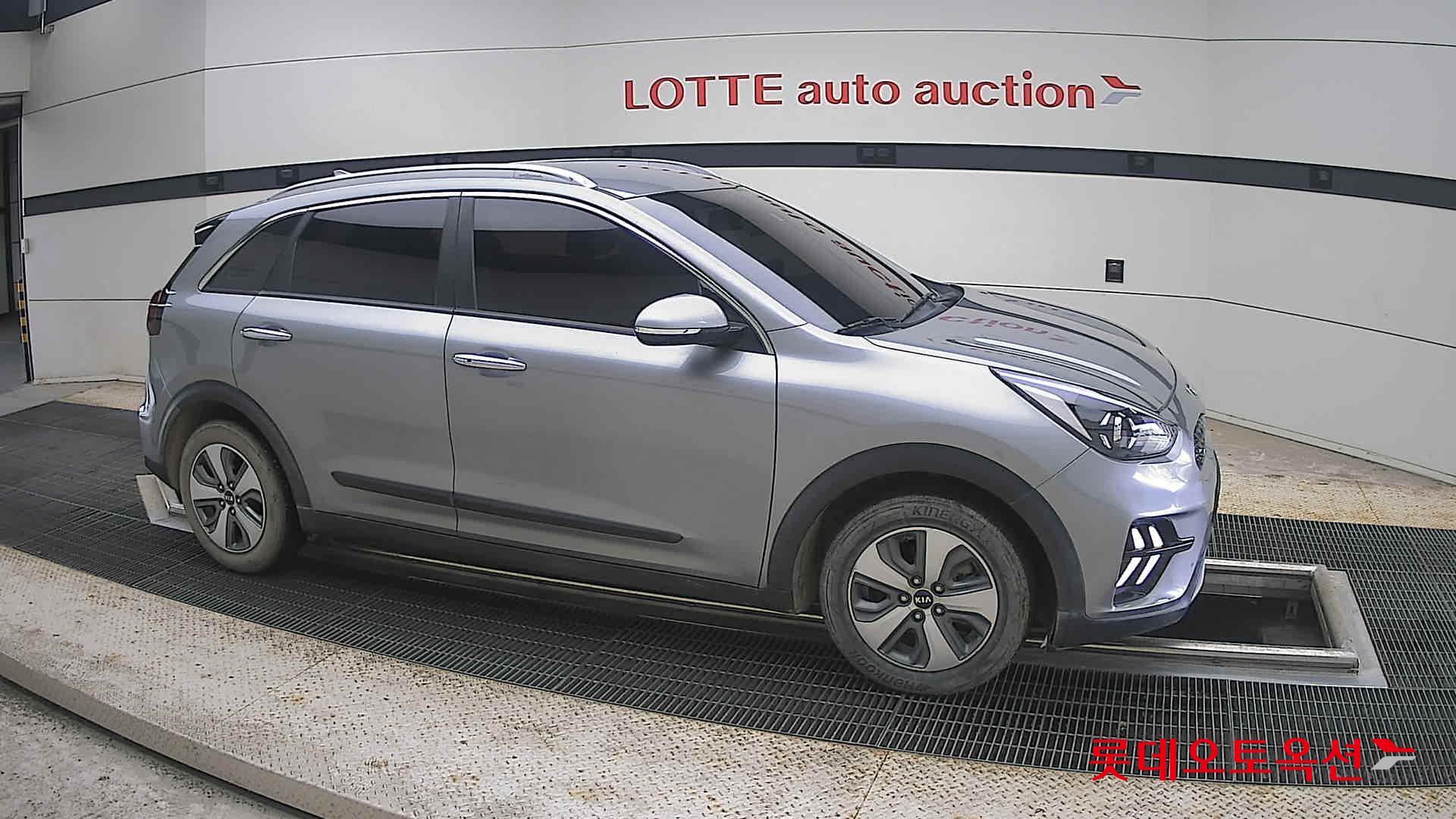 2021 - kia niro