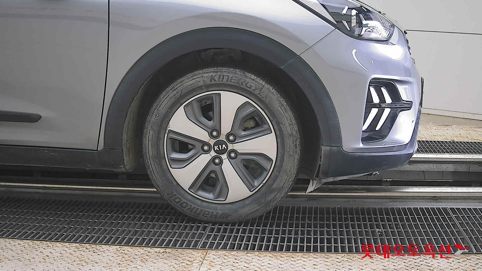 2021 - kia niro