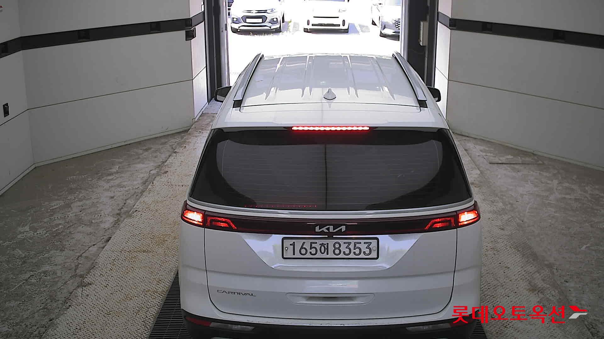 2022 - kia carnival