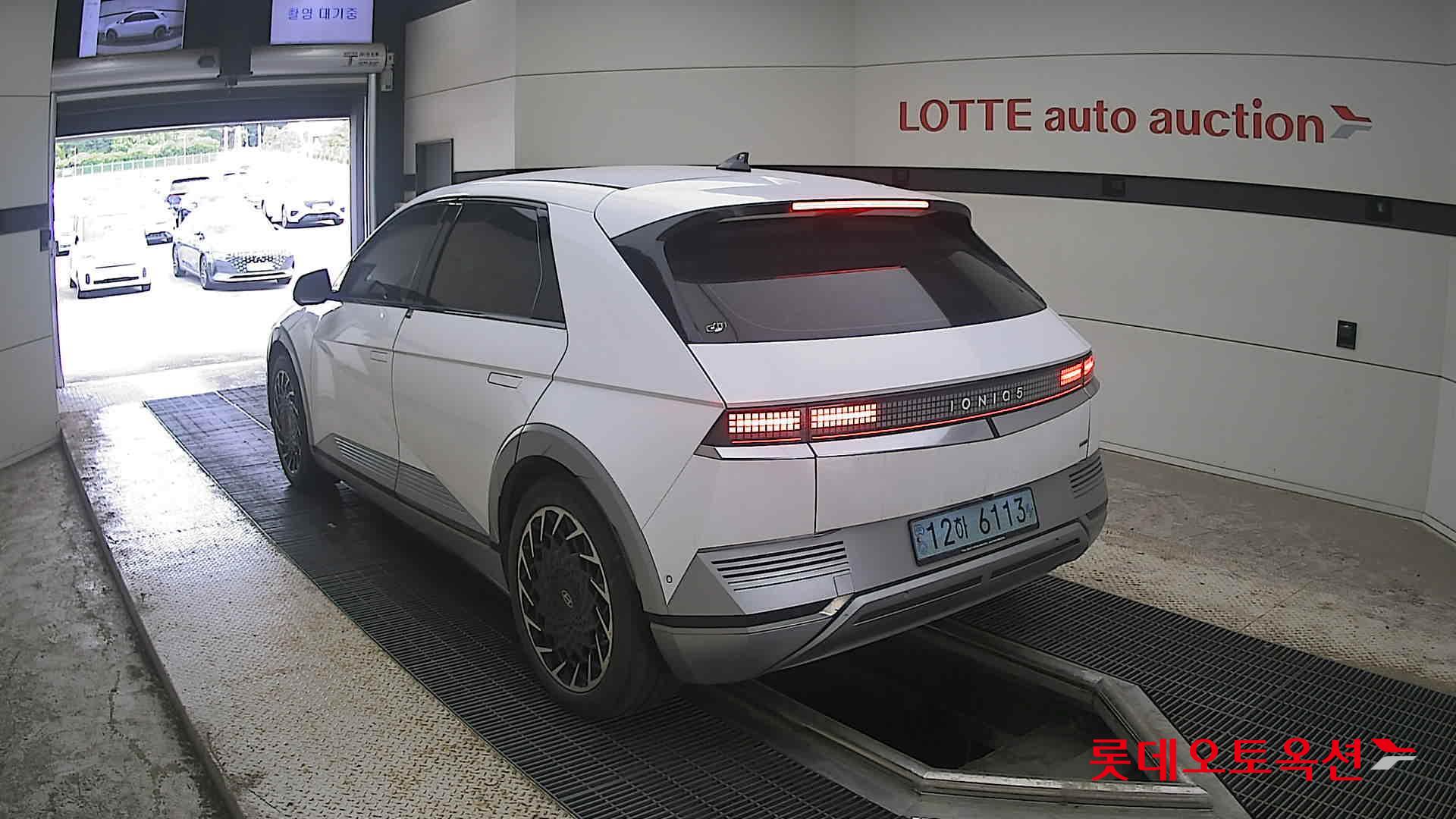 2022 - hyundai ioniq