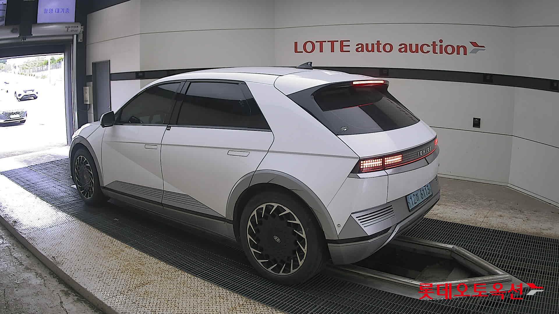 2022 - hyundai ioniq