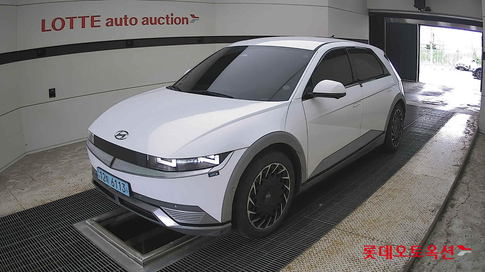 2022 - hyundai ioniq