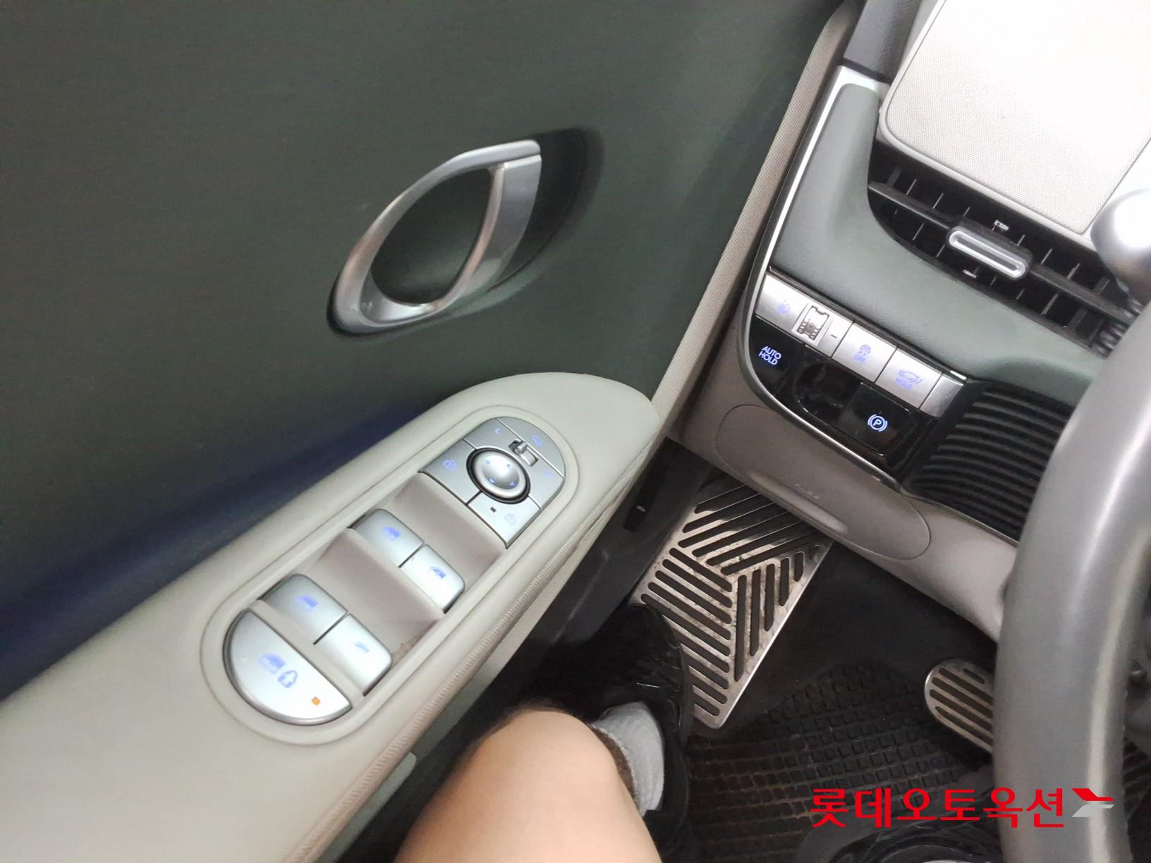 2022 - hyundai ioniq