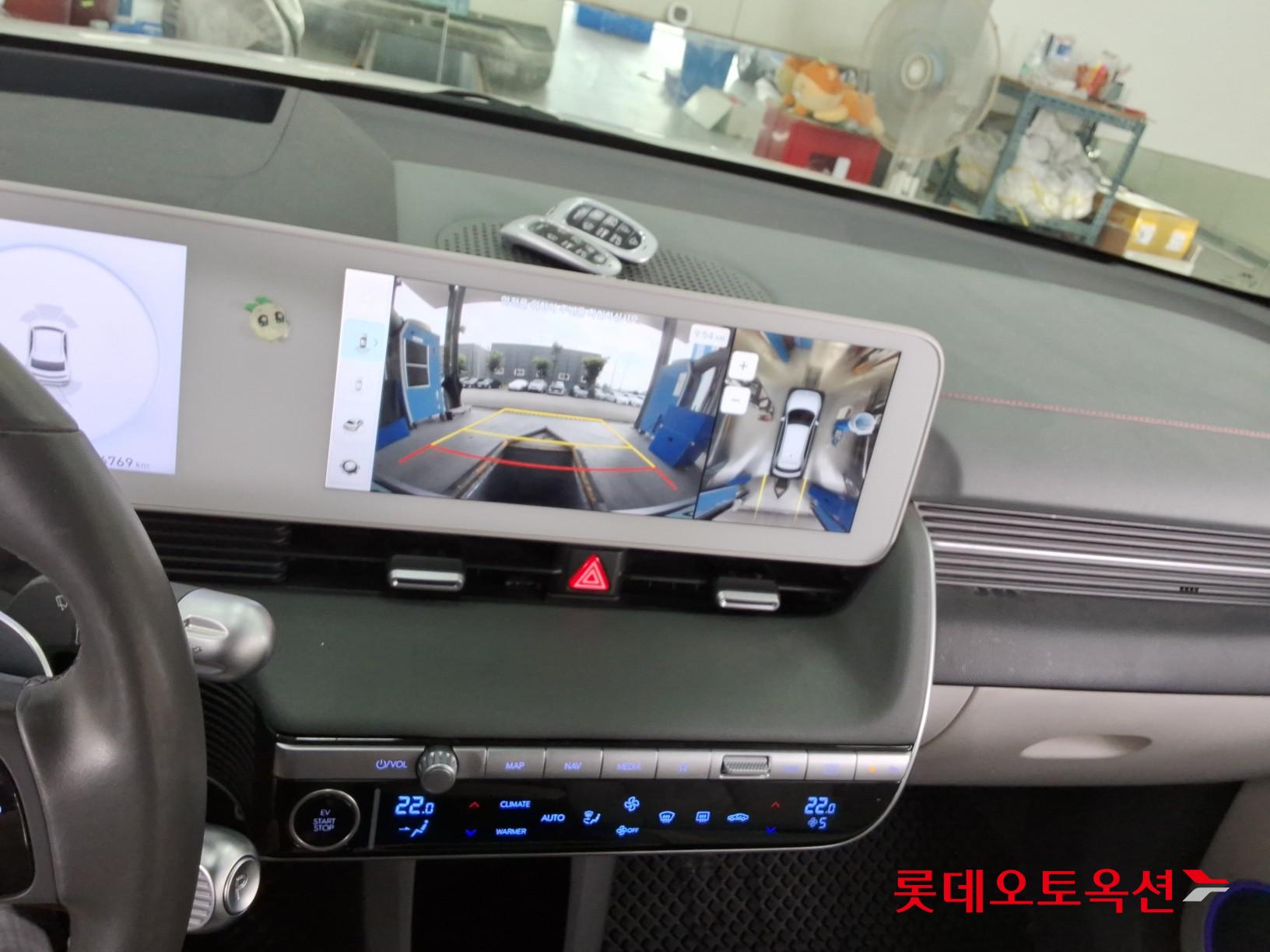 2022 - hyundai ioniq