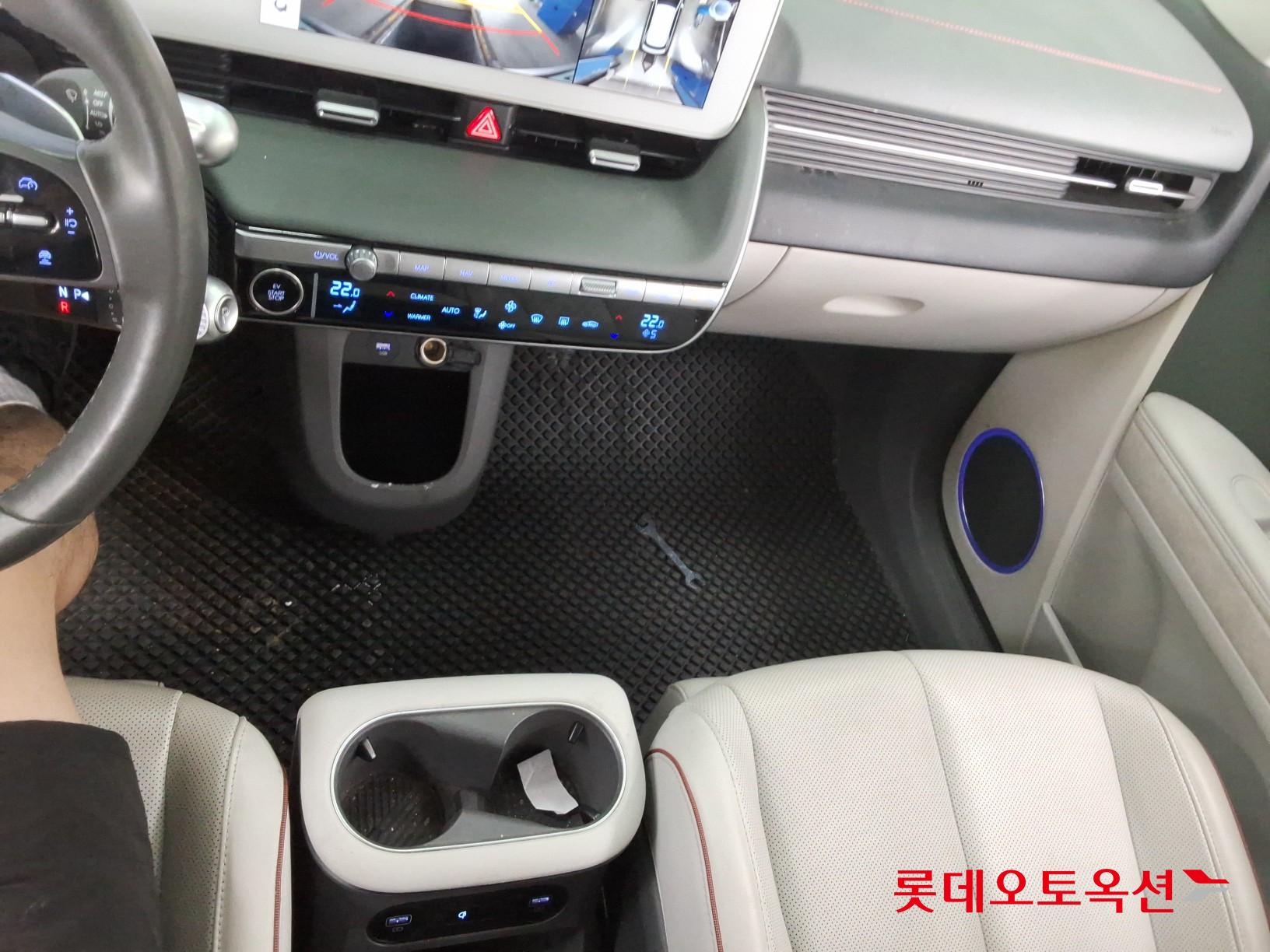 2022 - hyundai ioniq