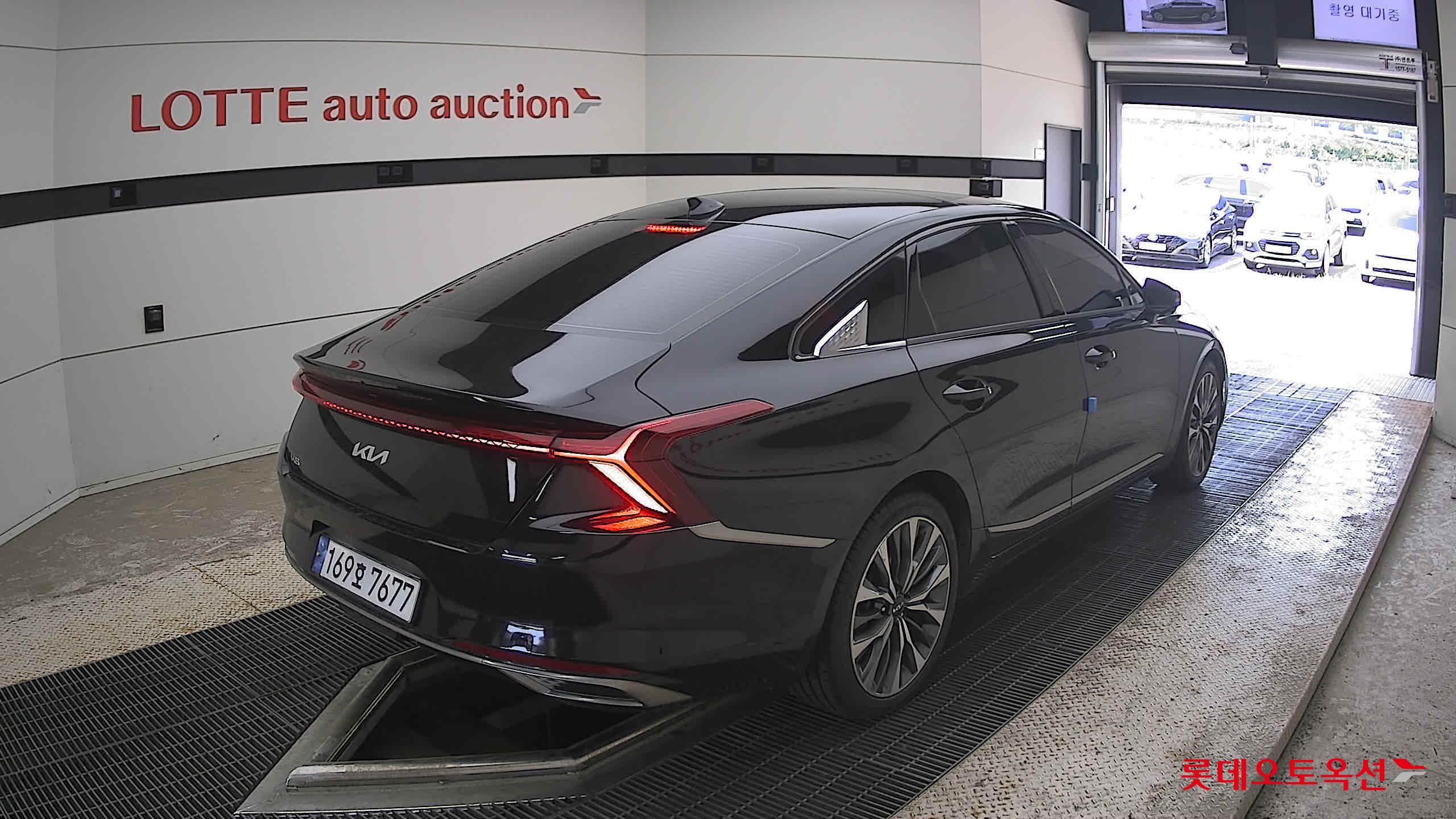 2023 - kia k8