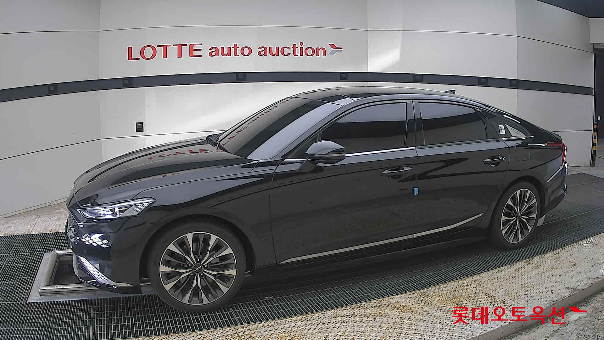 2023 - kia k8