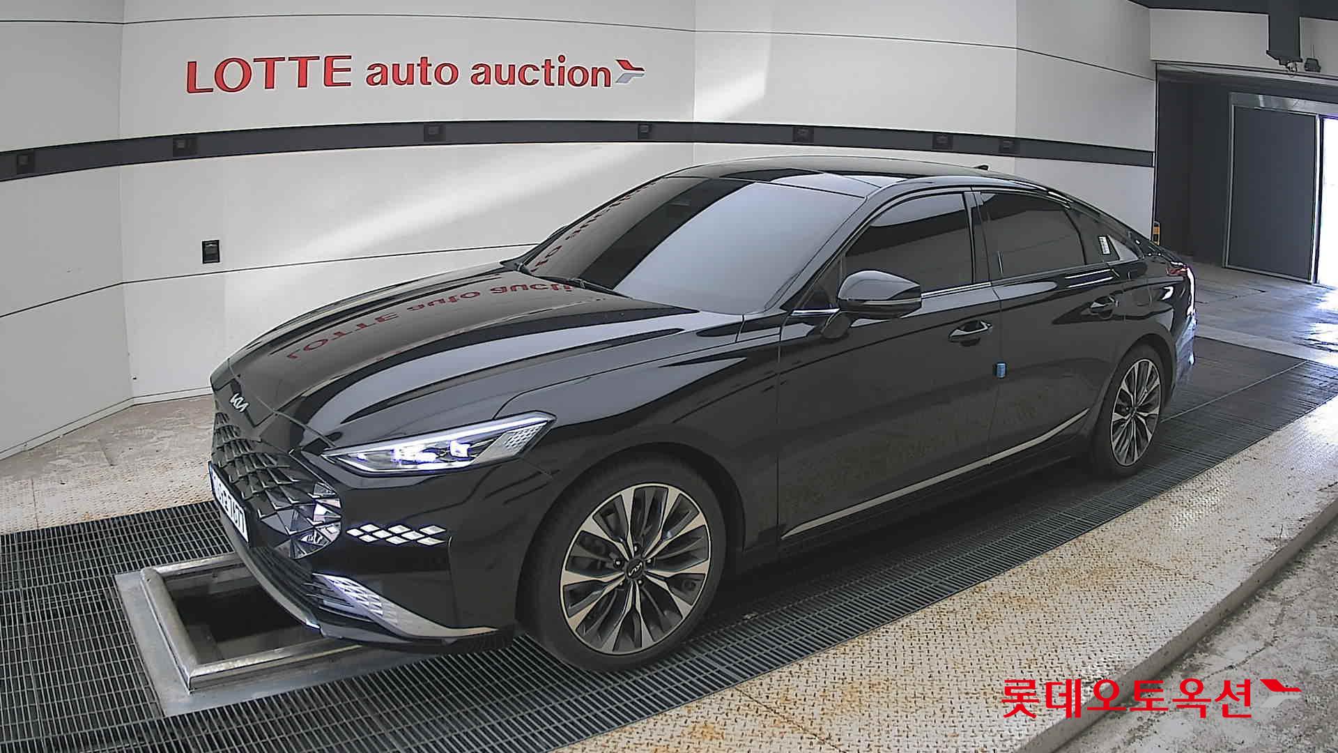2023 - kia k8