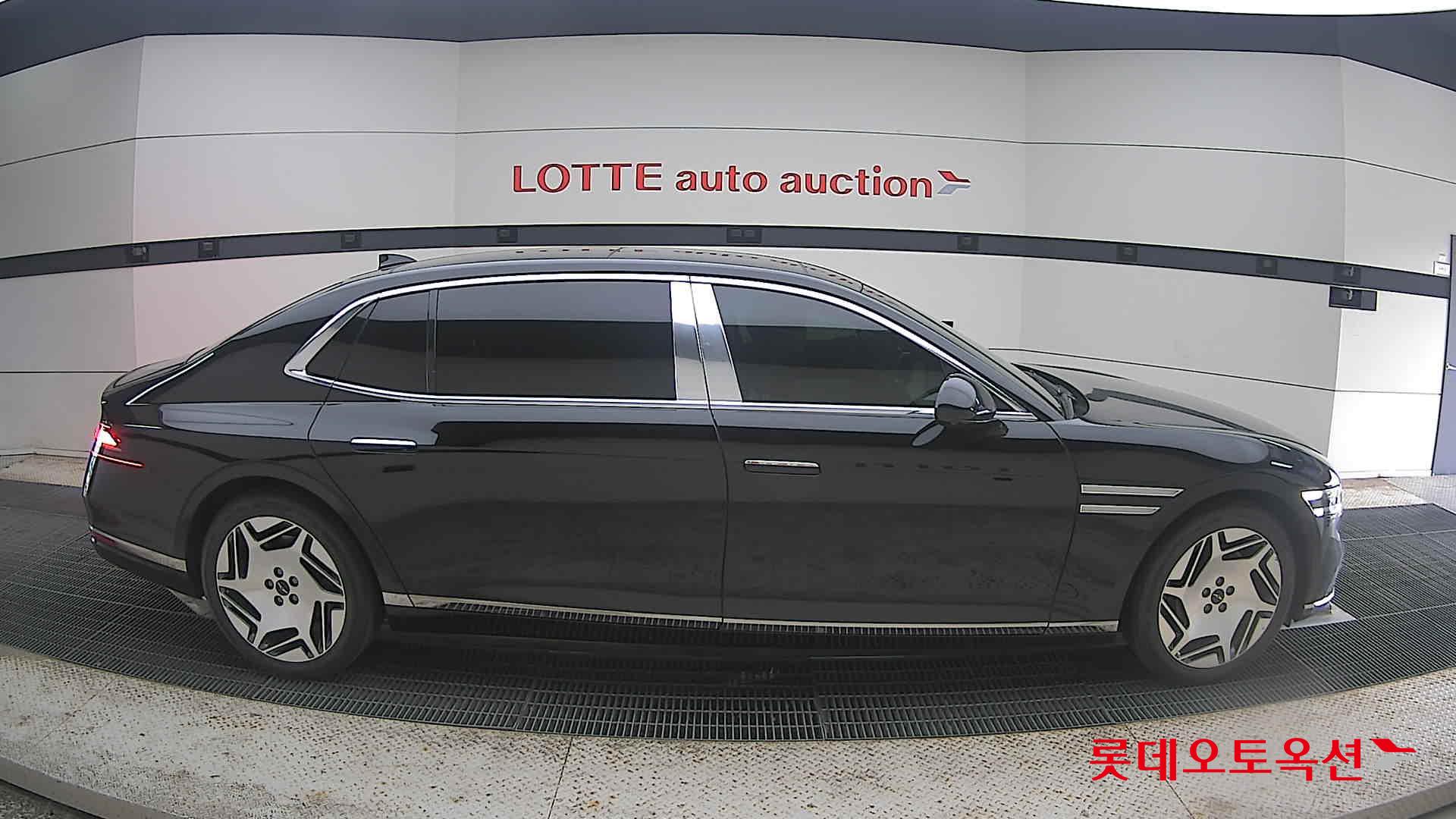 2023 - genesis g90