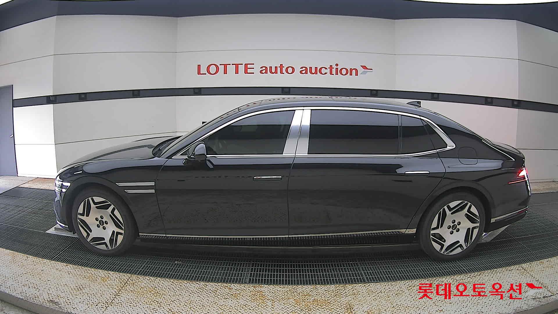 2023 - genesis g90
