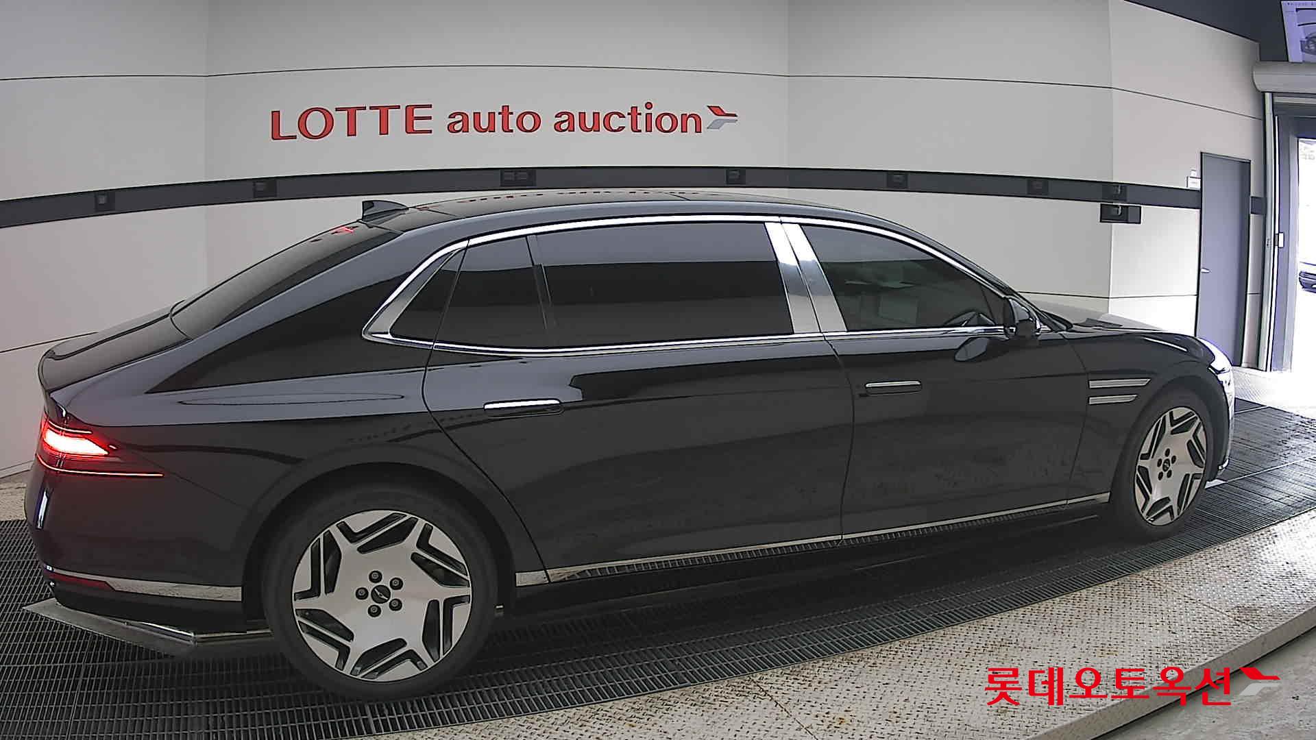 2023 - genesis g90