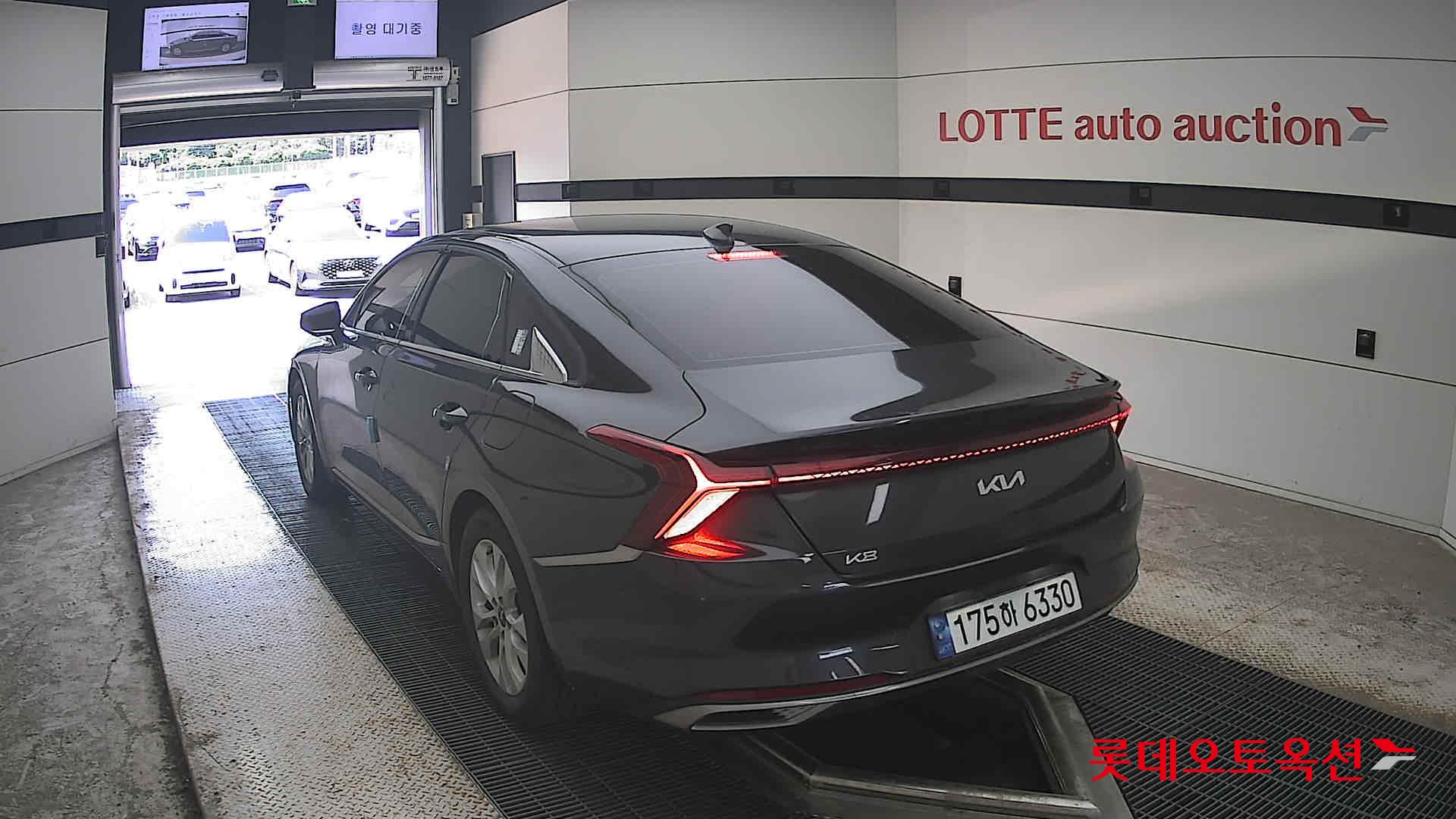 2023 - kia k8