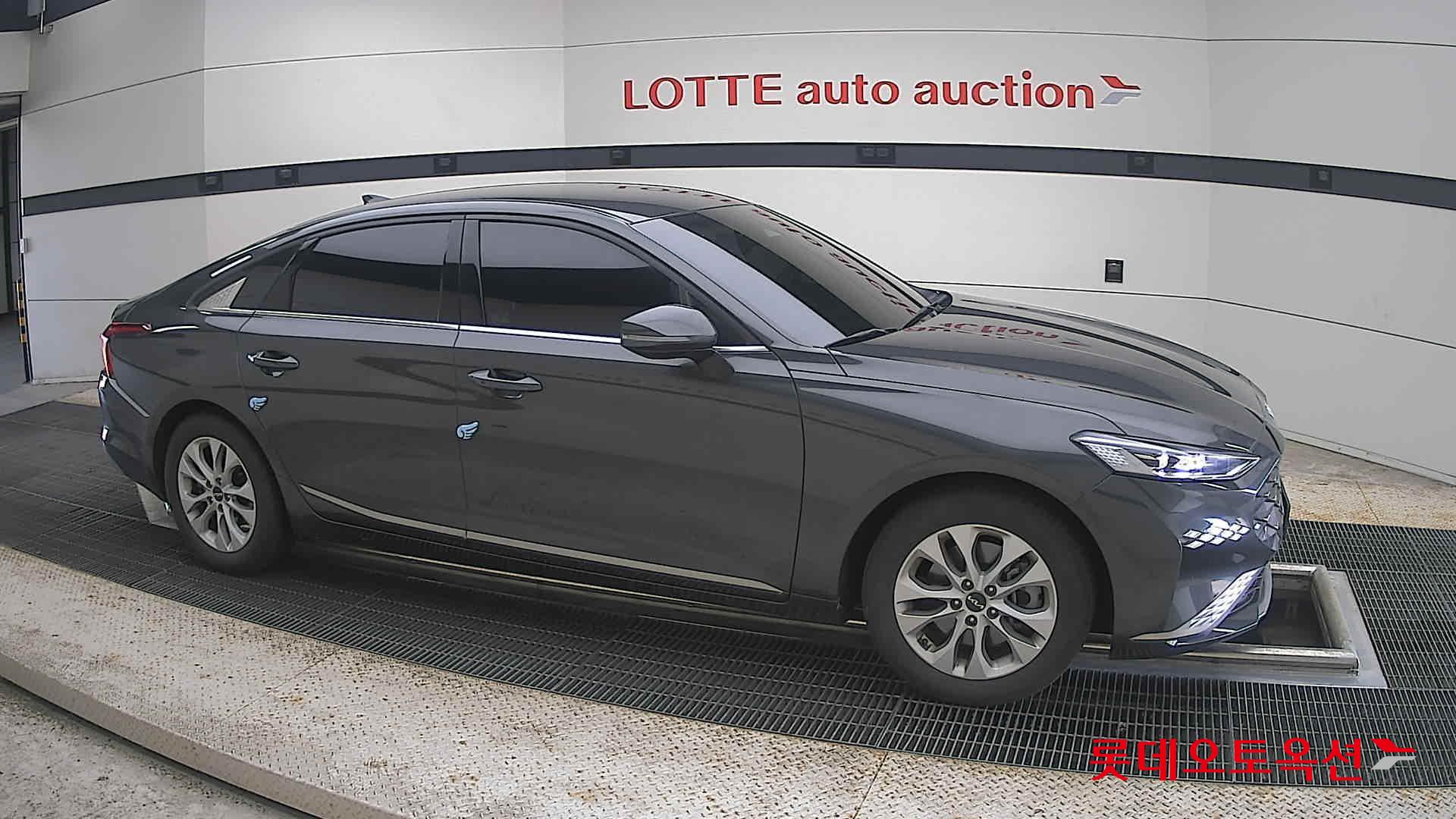 2023 - kia k8