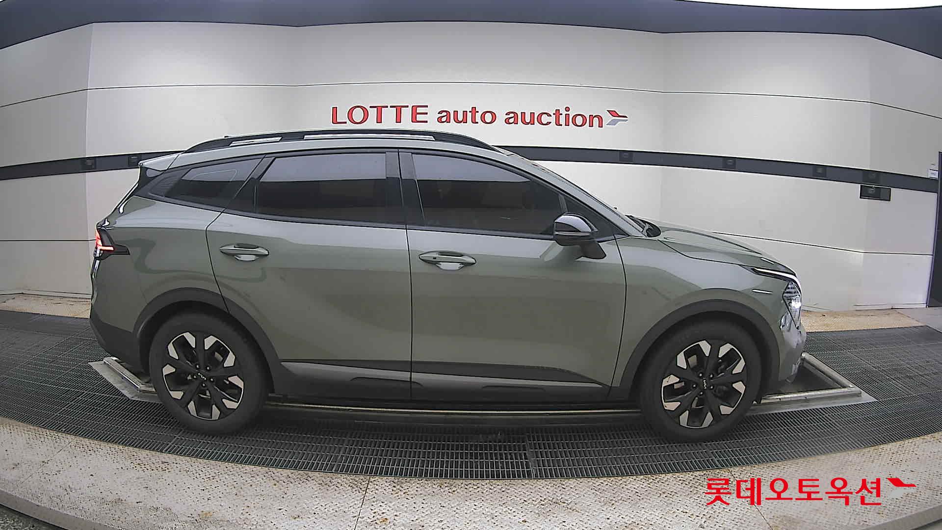 2022 - kia sportage